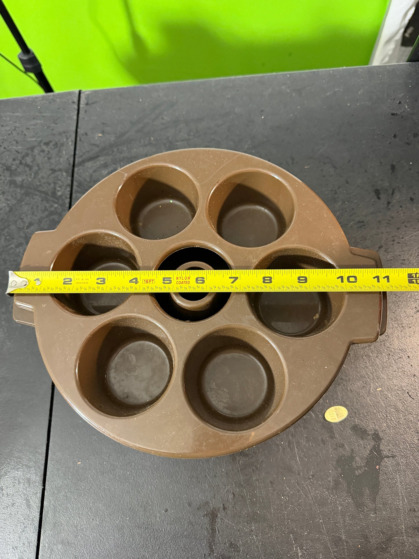 Mirro Microwave Brown Cake Pan 8 Cup - photo 7