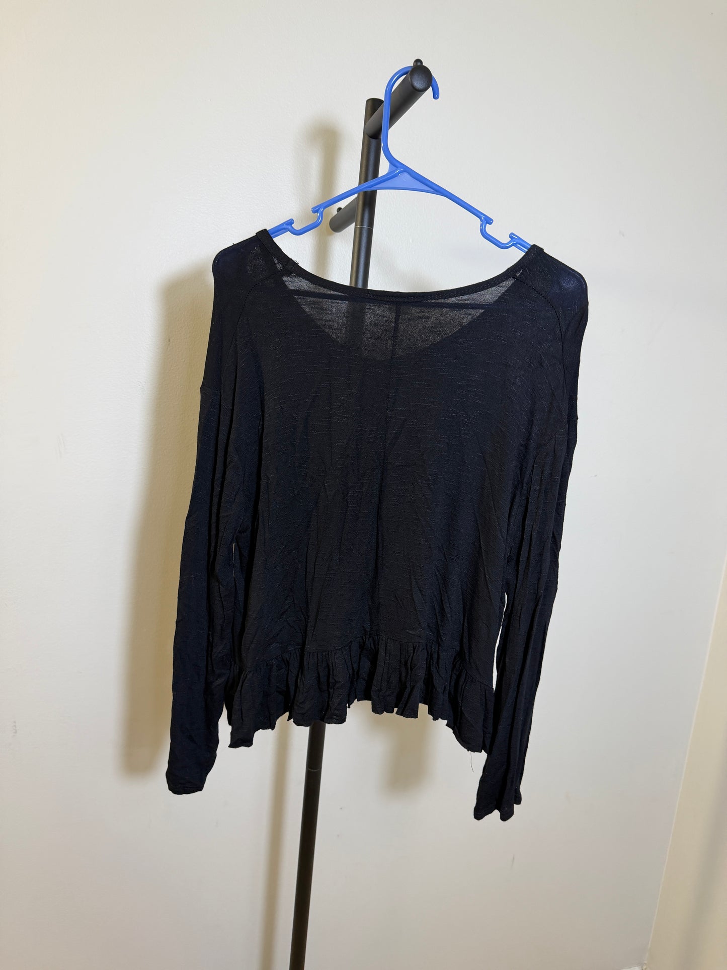 Olivia Rae Women's Small Black Long Sleeve Top - photo 7