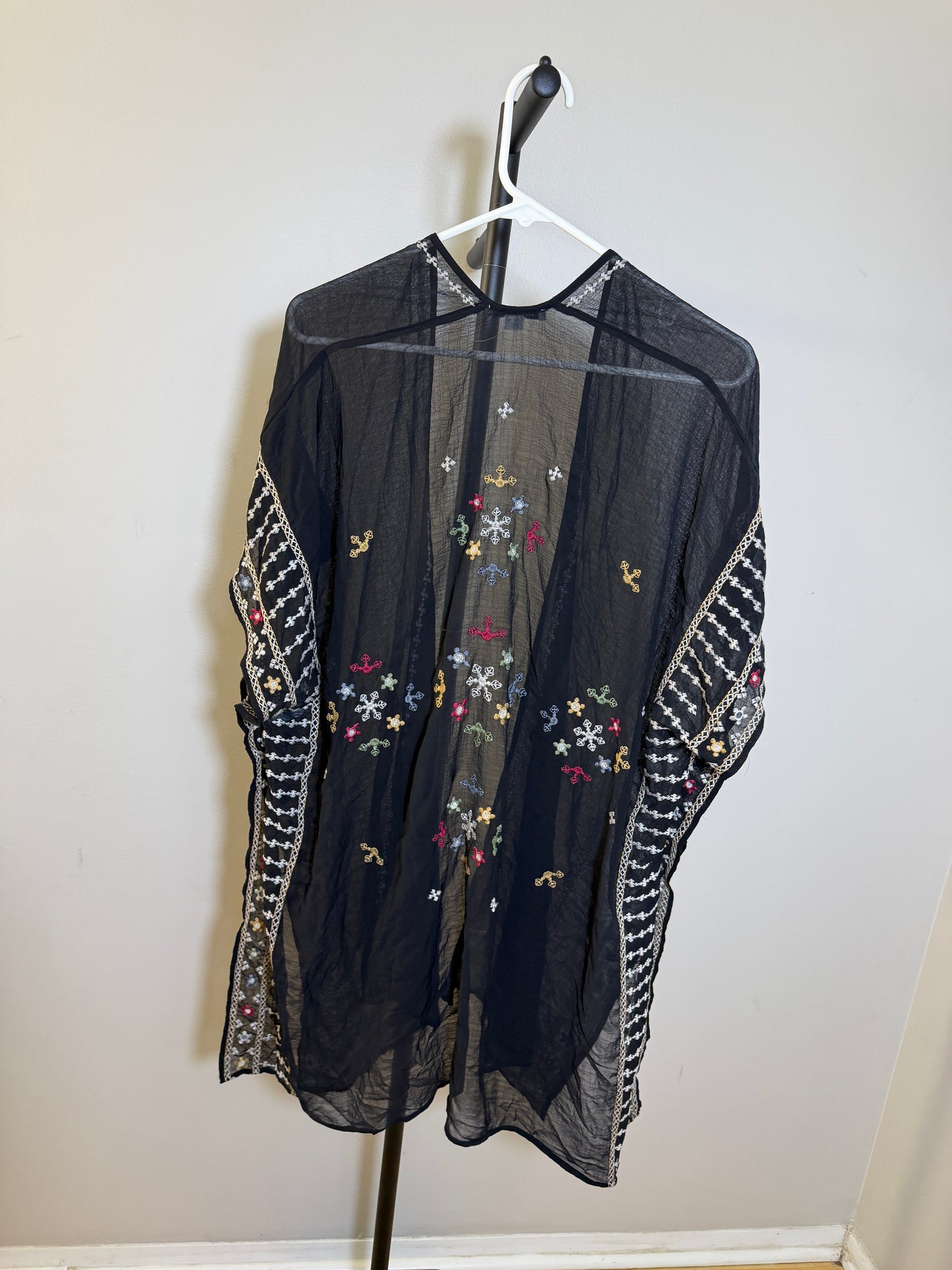 American Eagle Outfitters Black Embroidered Kimono XS/S - photo 5