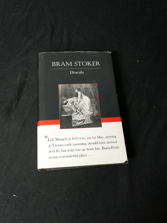 Bram Stoker Dracula Borders Classics Book