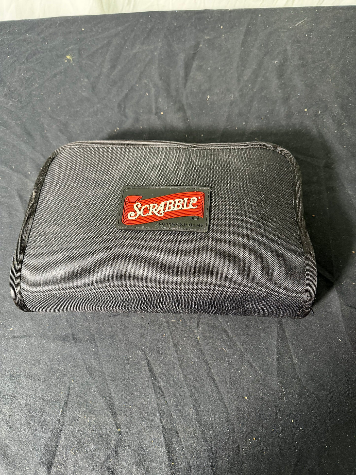 Hasbro Scrabble Folio Edition Travel Game with Zipper Case