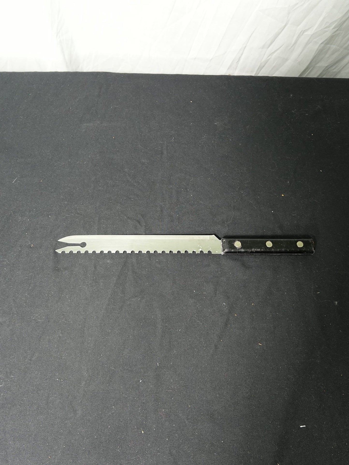 Hollow Ground Stainless Steel Bread Knife Made in USA