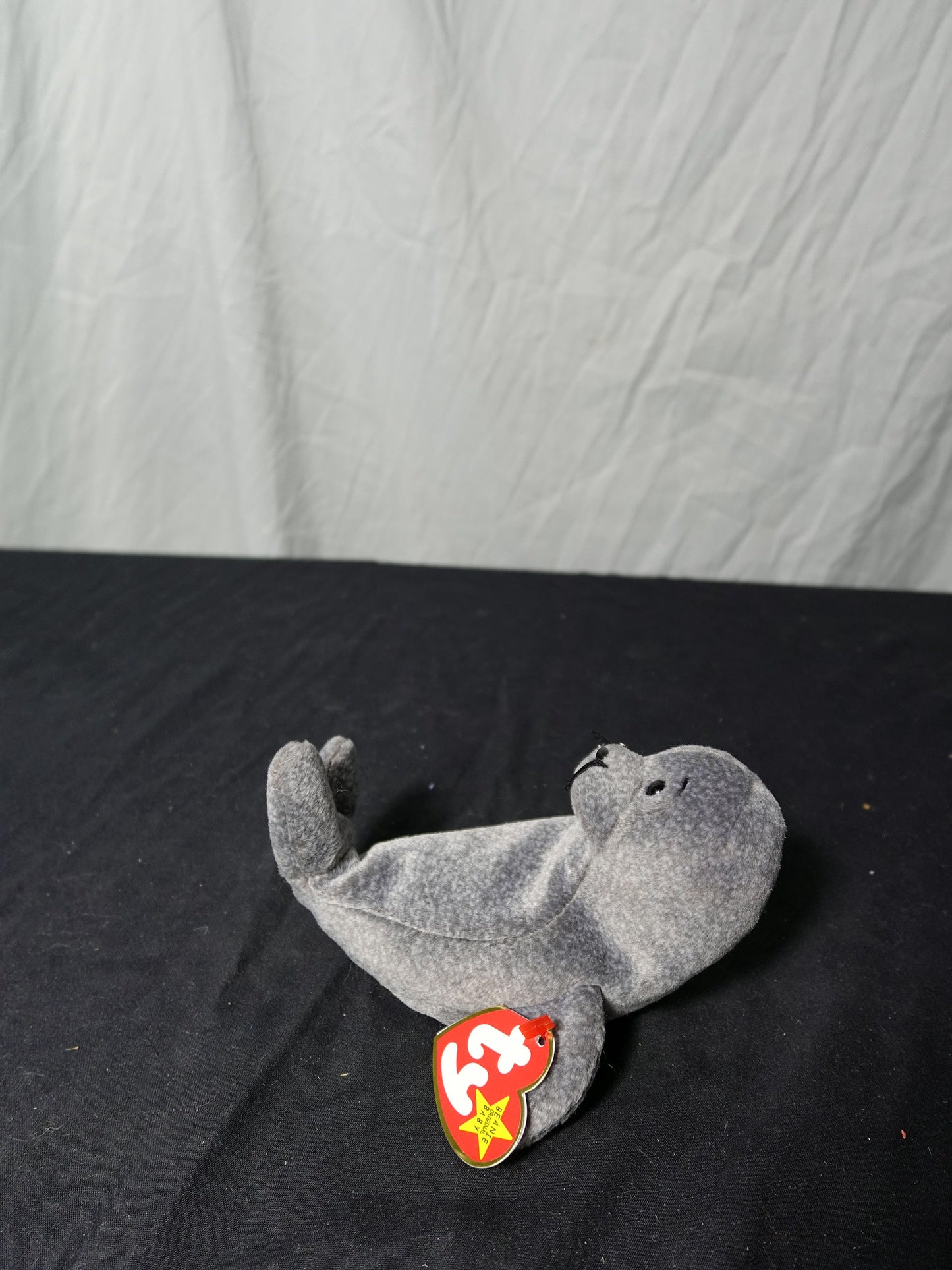 TY INC Slippery the Seal 7 inch Polyester Fiber & P.E. Pellets Plush Toy