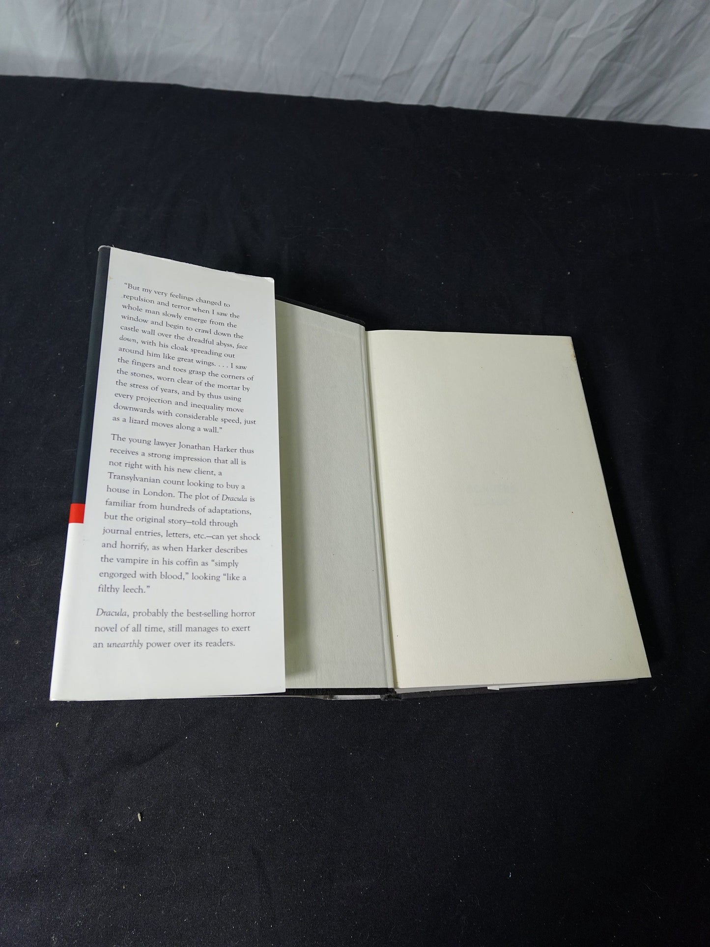 Bram Stoker Dracula Borders Classics Book