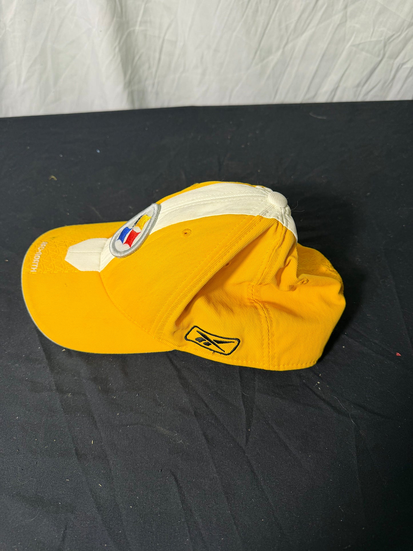 Reebok Pittsburgh Steelers Authentic Sideline Cap One Size Fits All