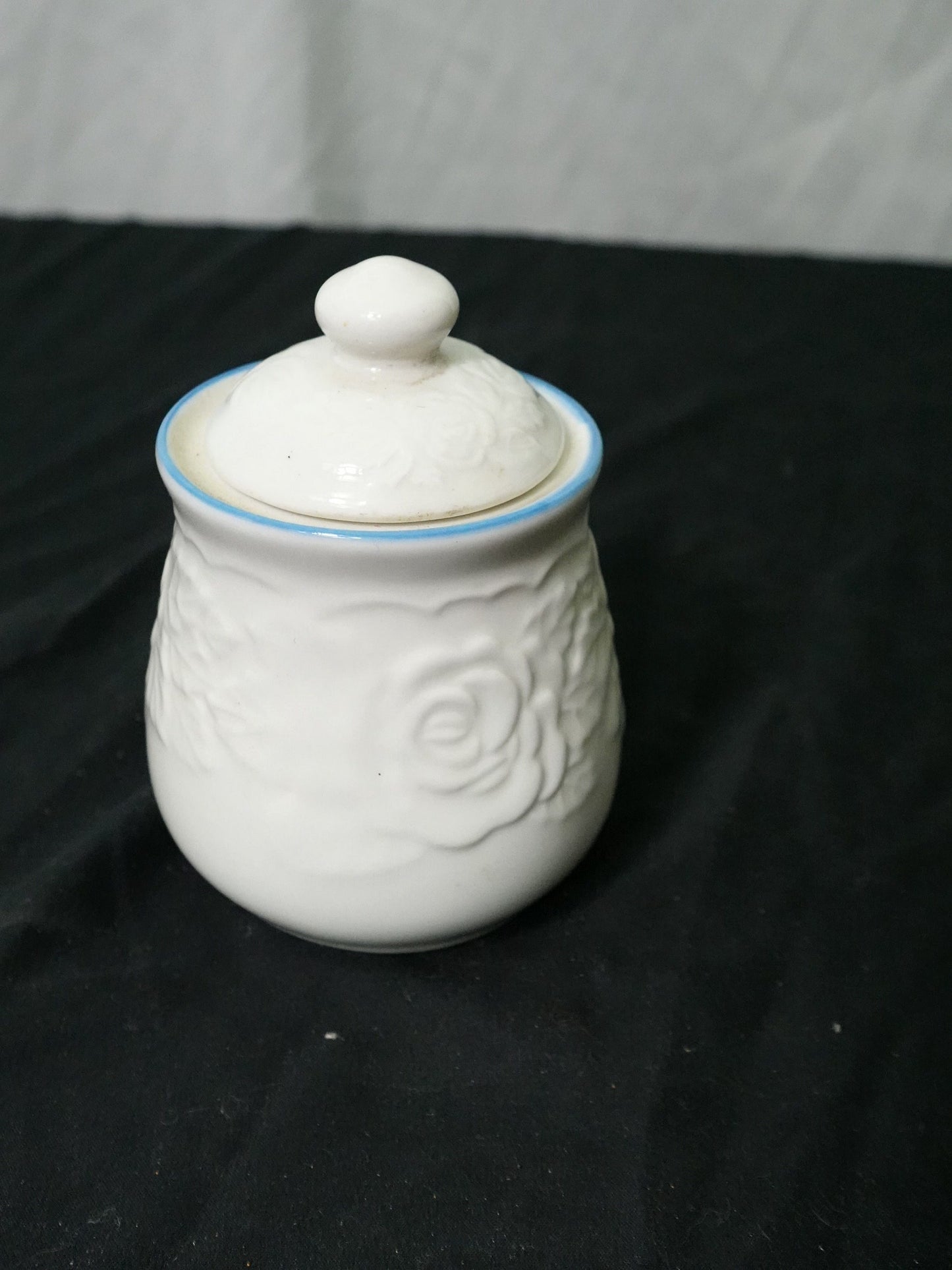 Vintage Tabletops Unlimited Victorian Rose Lidded Sugar Bowl