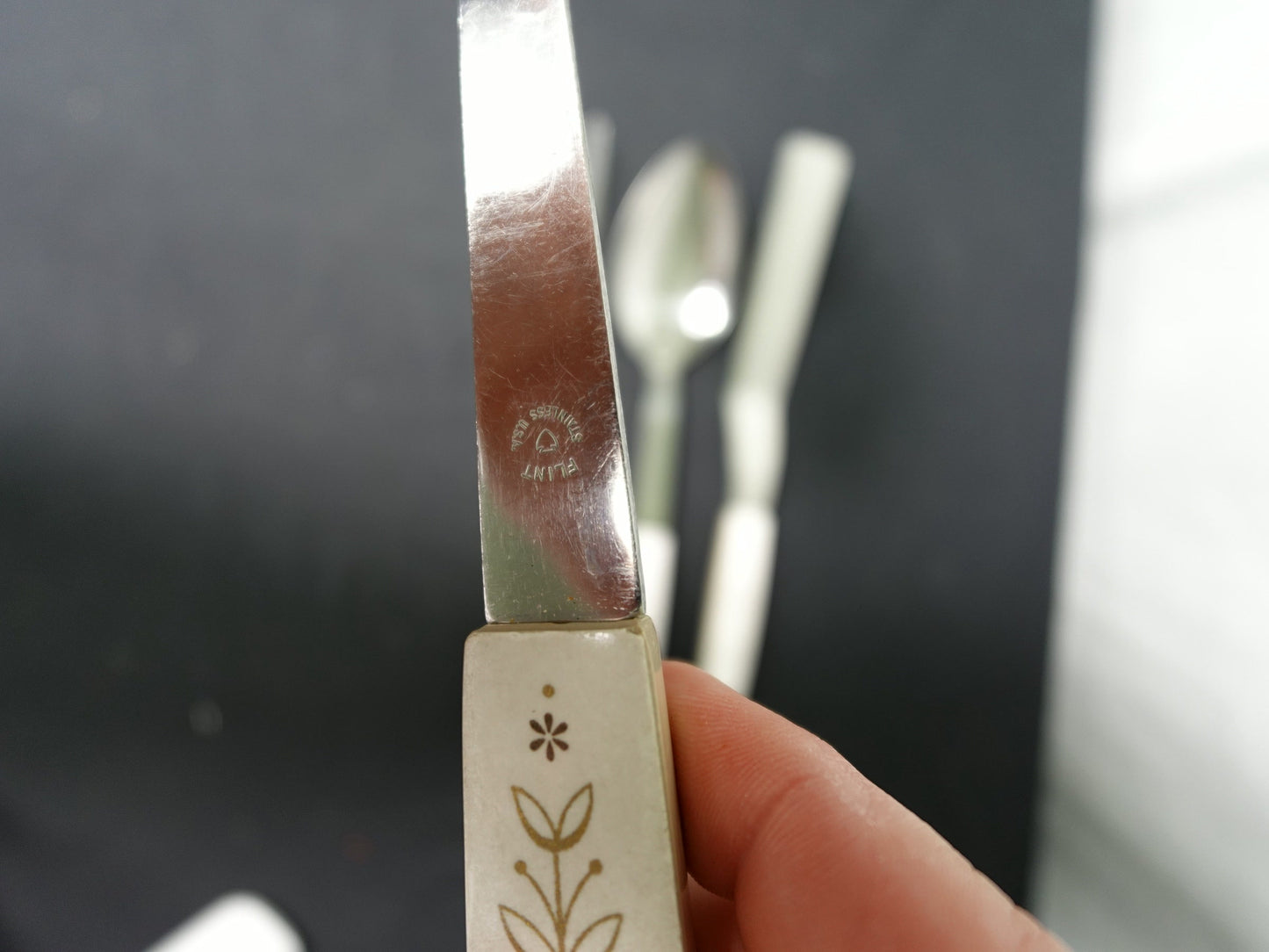 Vintage Flint Wheat Arrowhead Stainless Serving Utensils Set