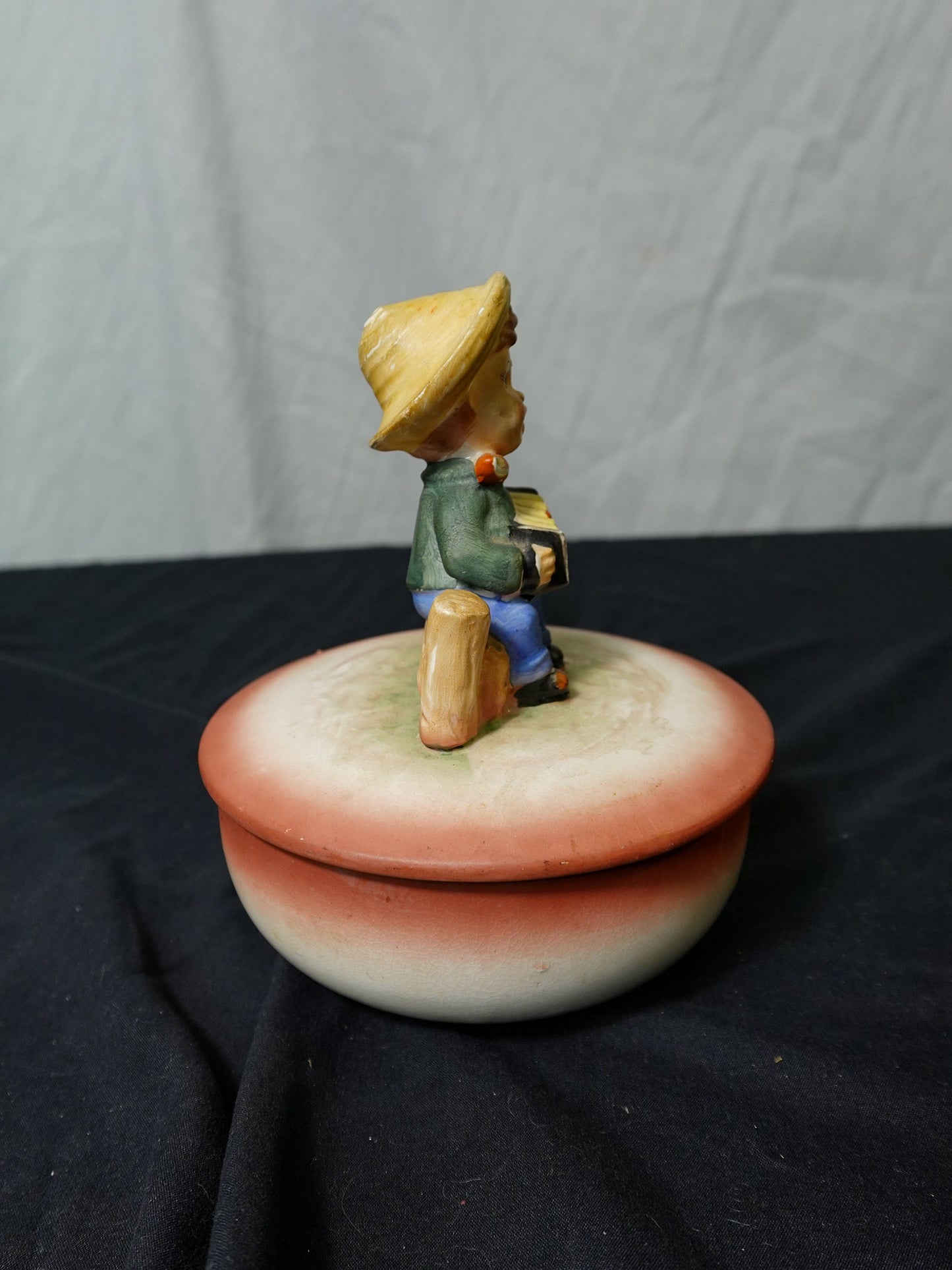 Vintage Porcelain Trinket Box