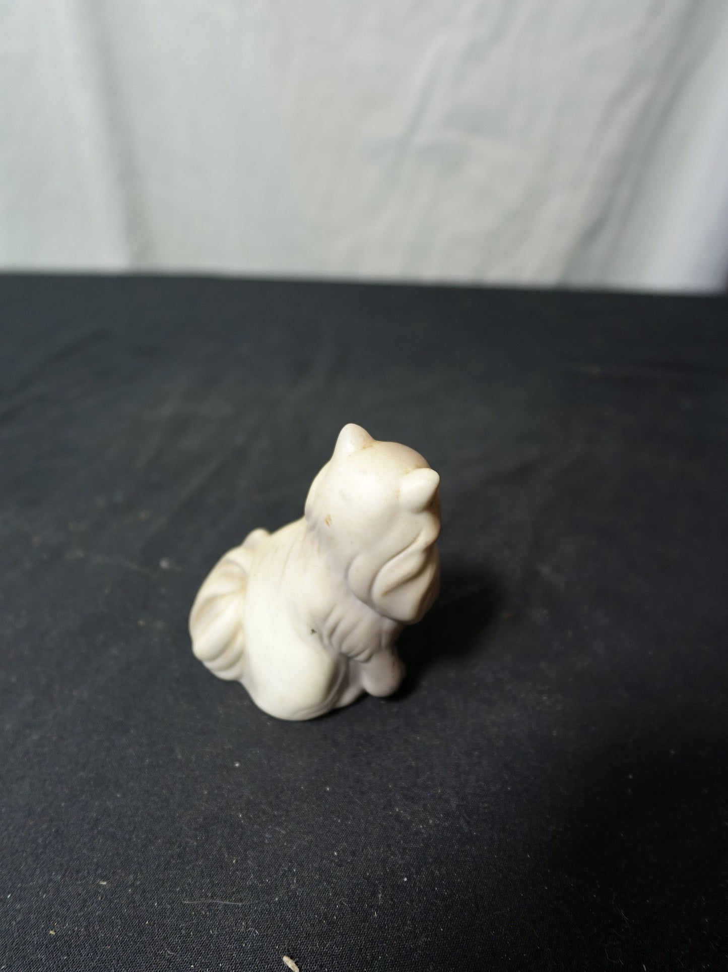 Avon 1984 Cat Figurine