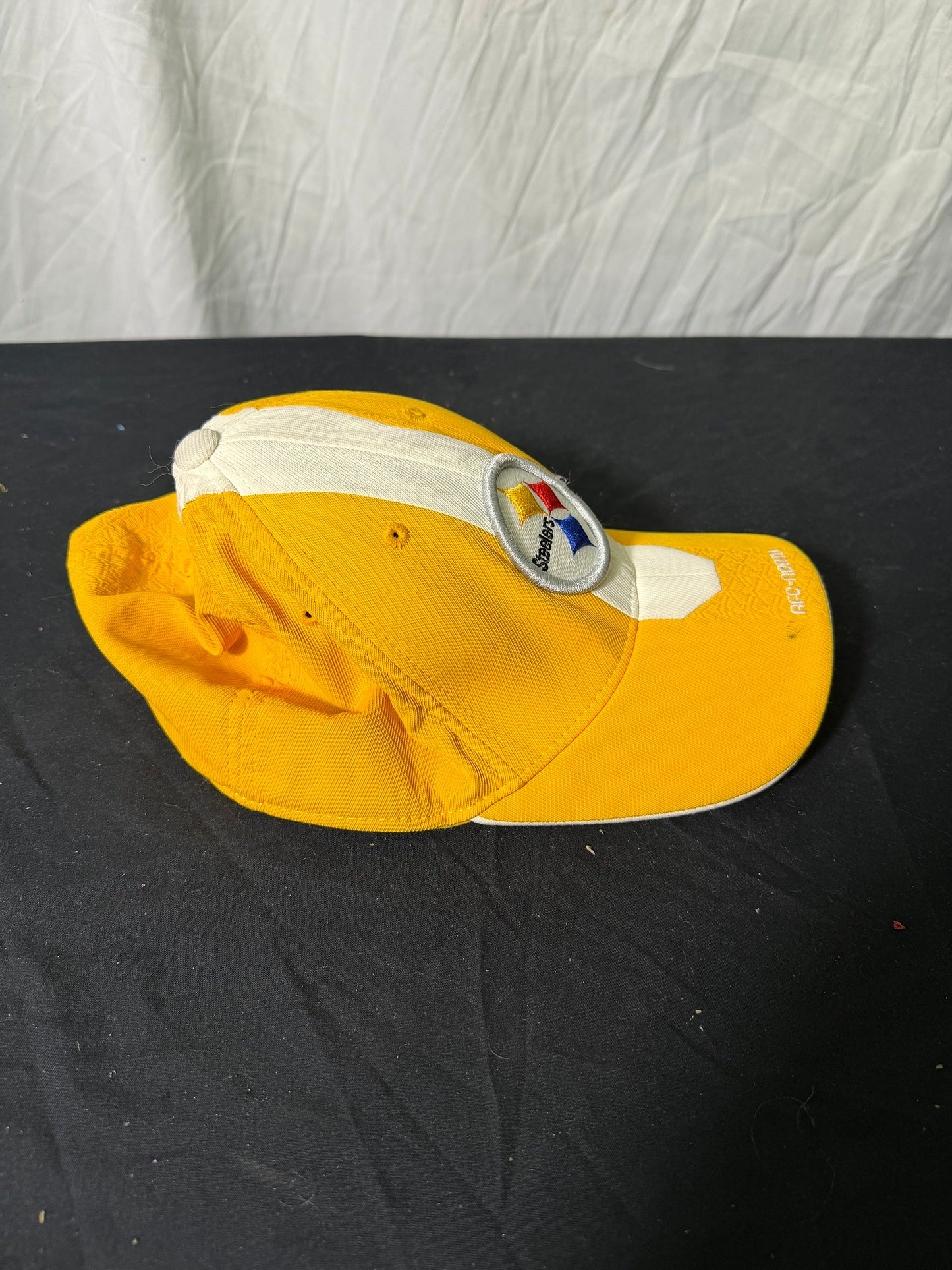 Reebok Pittsburgh Steelers Authentic Sideline Cap One Size Fits All