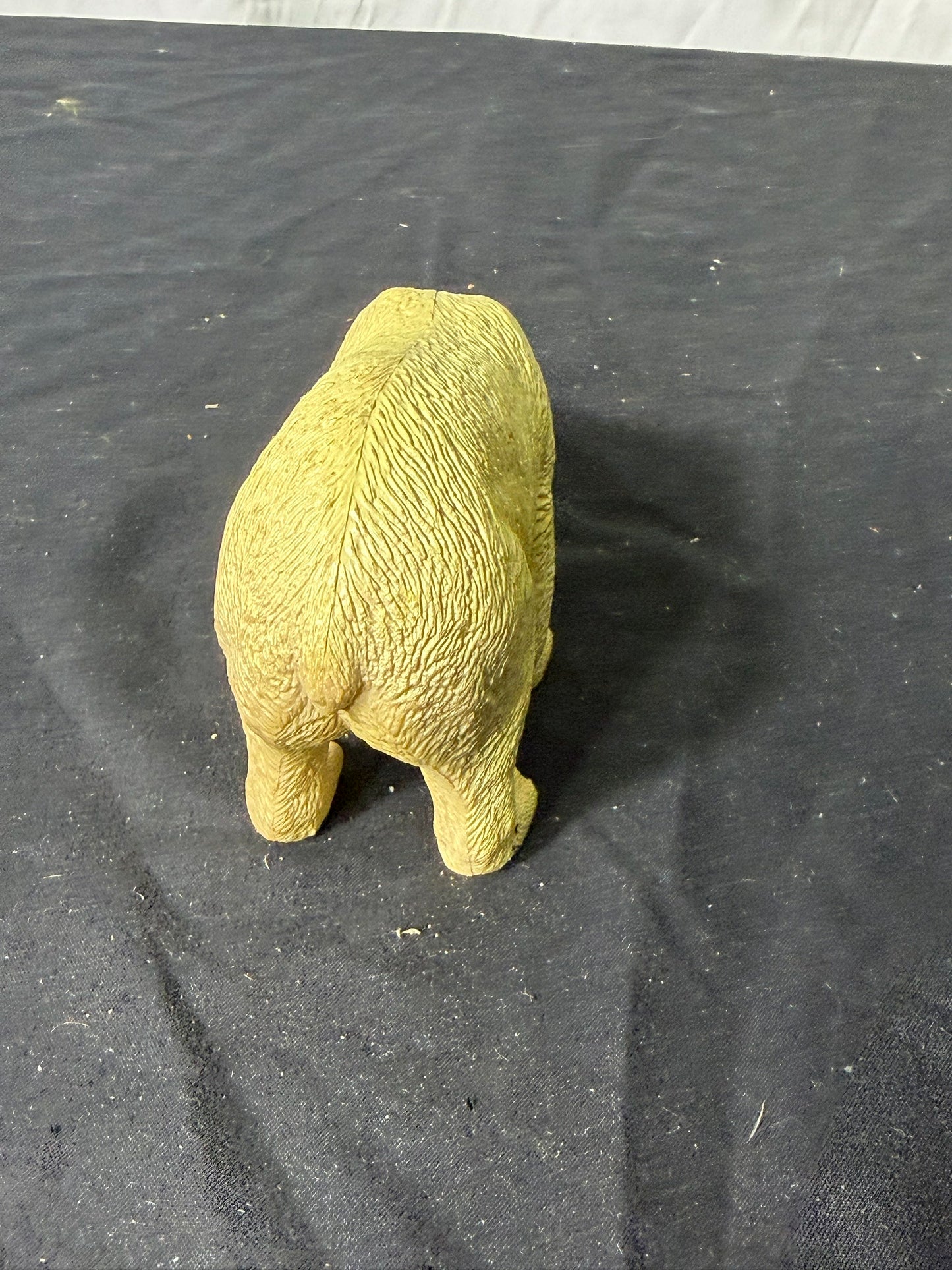 1990 Safari LTD Polar Bear Figure Yellow 7 Long 3 Tall