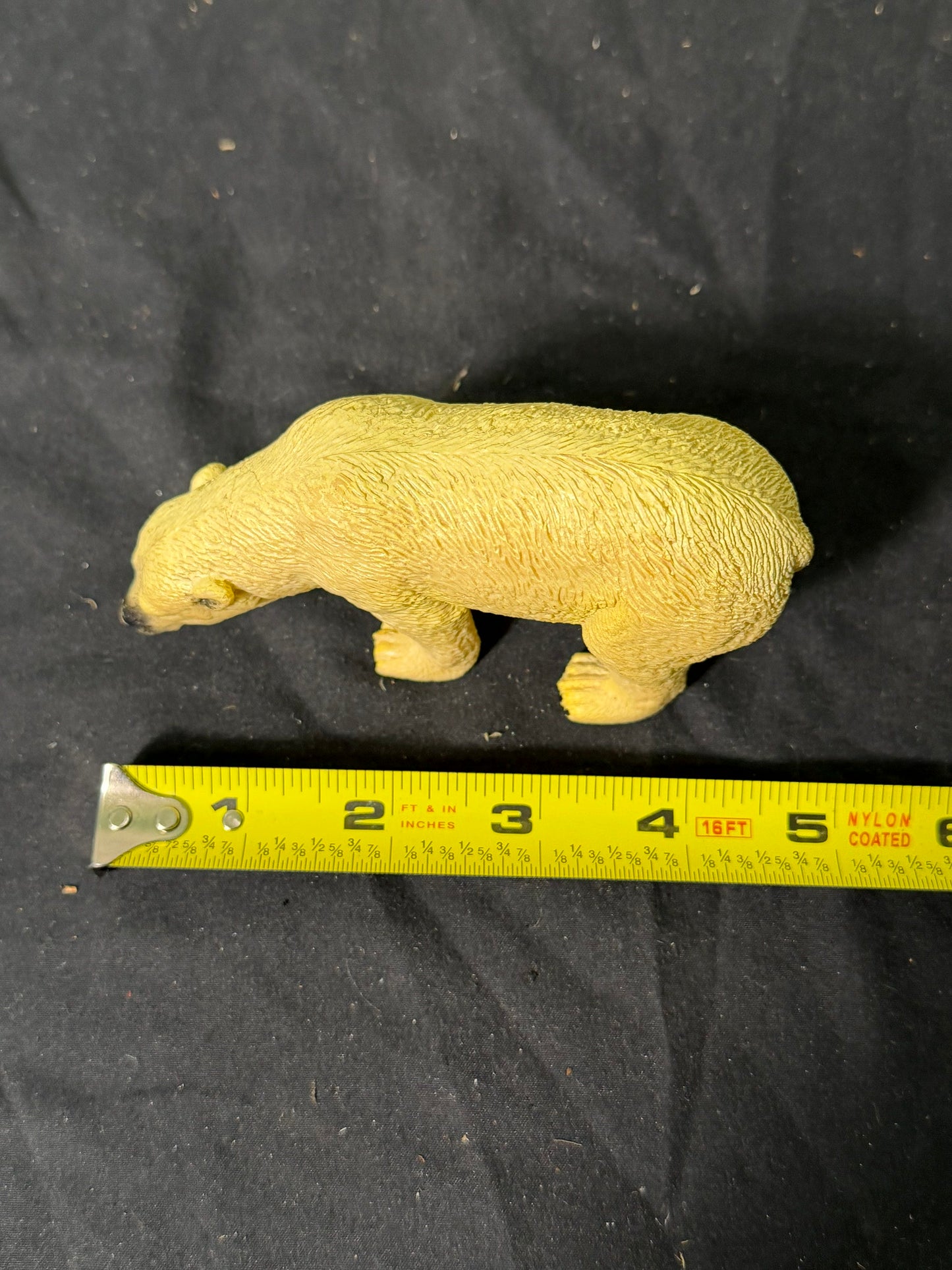 1990 Safari LTD Polar Bear Figure Yellow 7 Long 3 Tall
