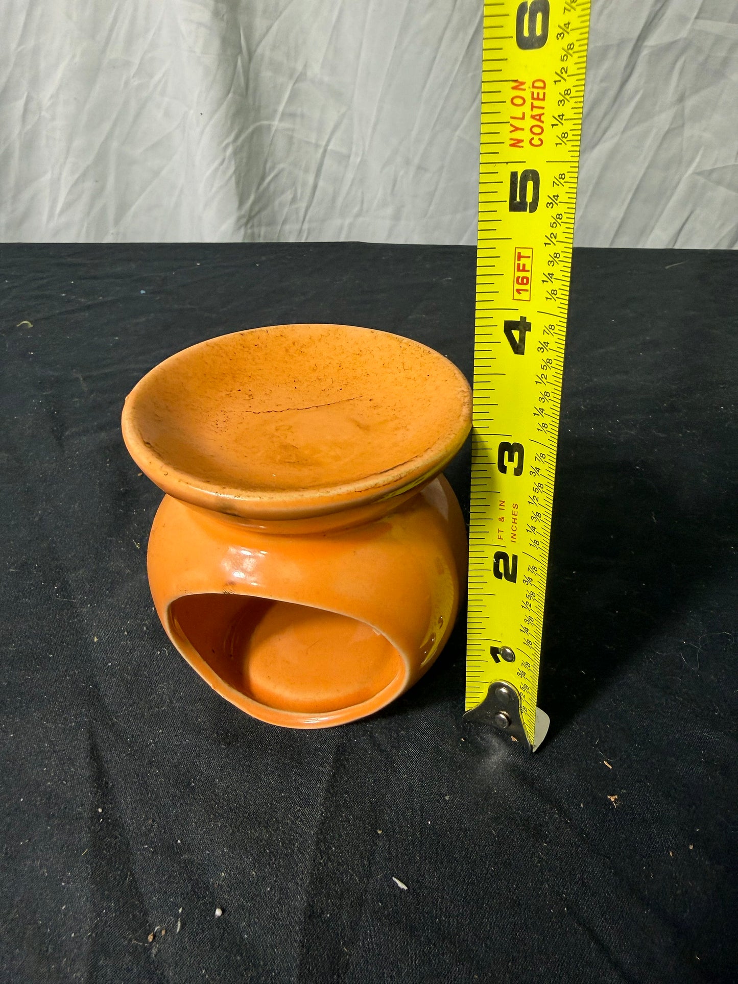 Ceramic Oil Warmer with Star and Moon Cutouts