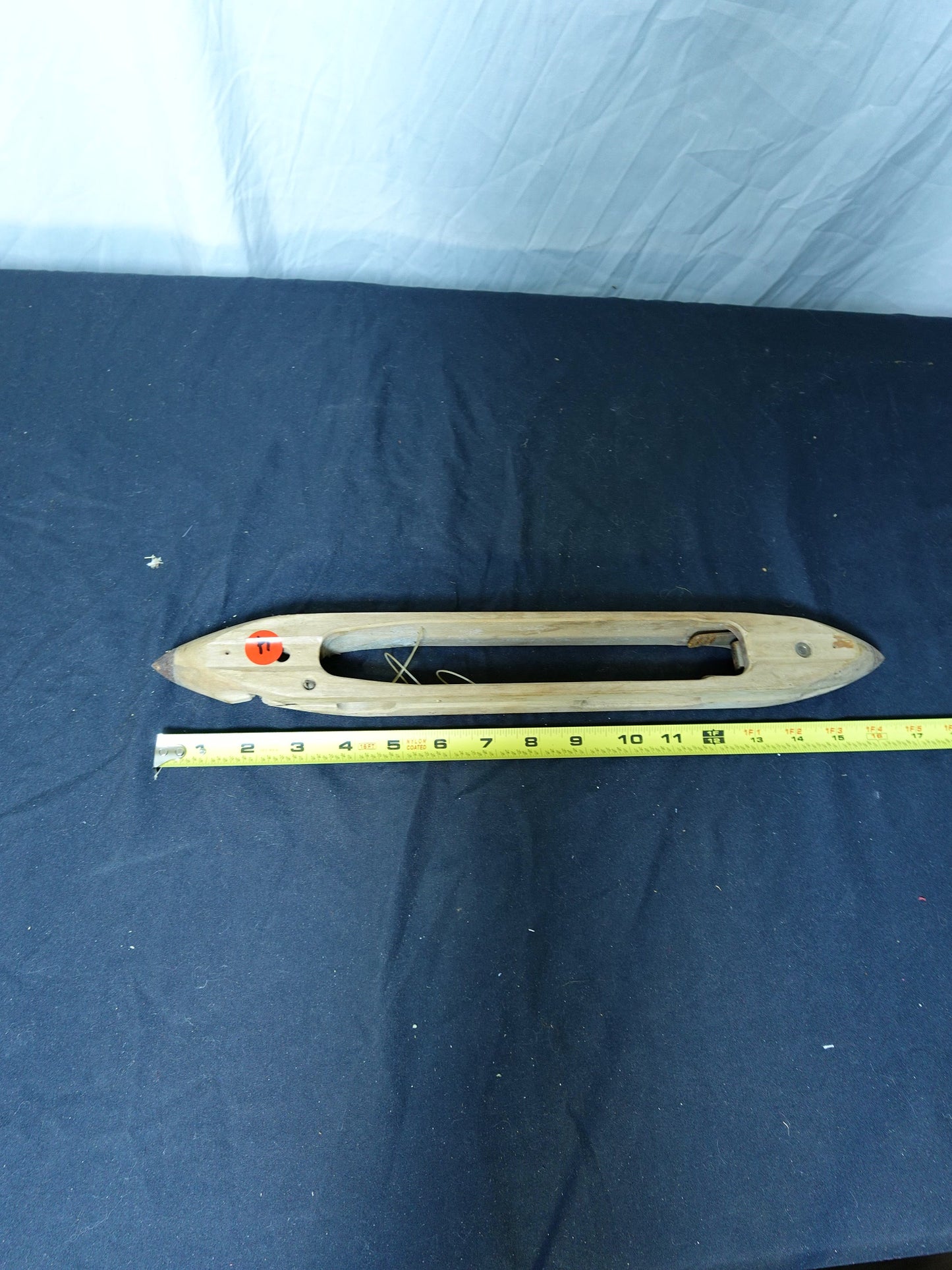 Wooden Weaving Shuttle with Metal Mechanism