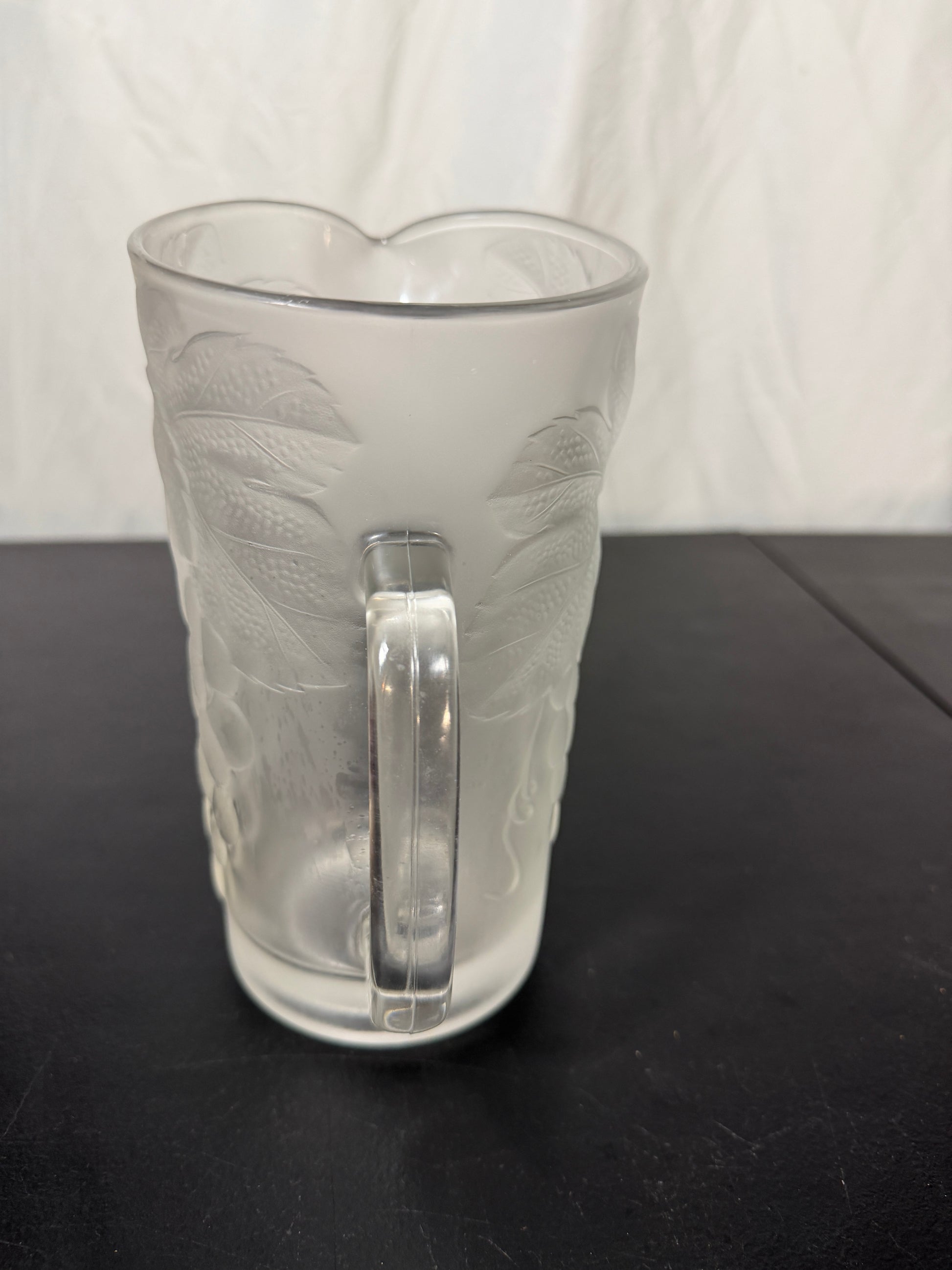 Hoya Art Glass Vintage Pitcher Frosted Grapevine Design - photo 2