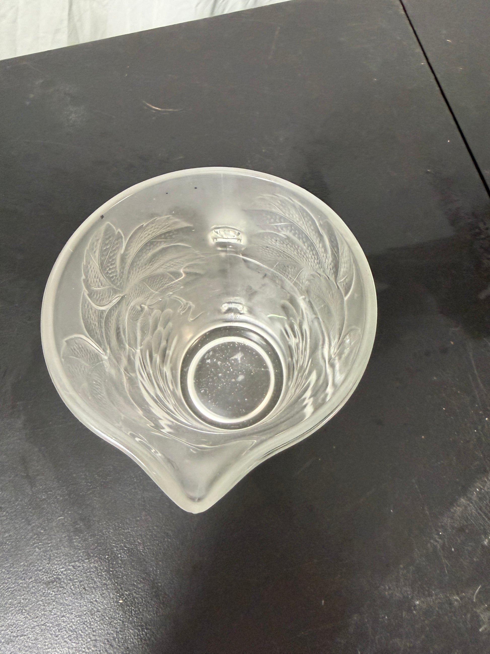 Hoya Art Glass Vintage Pitcher Frosted Grapevine Design - photo 5