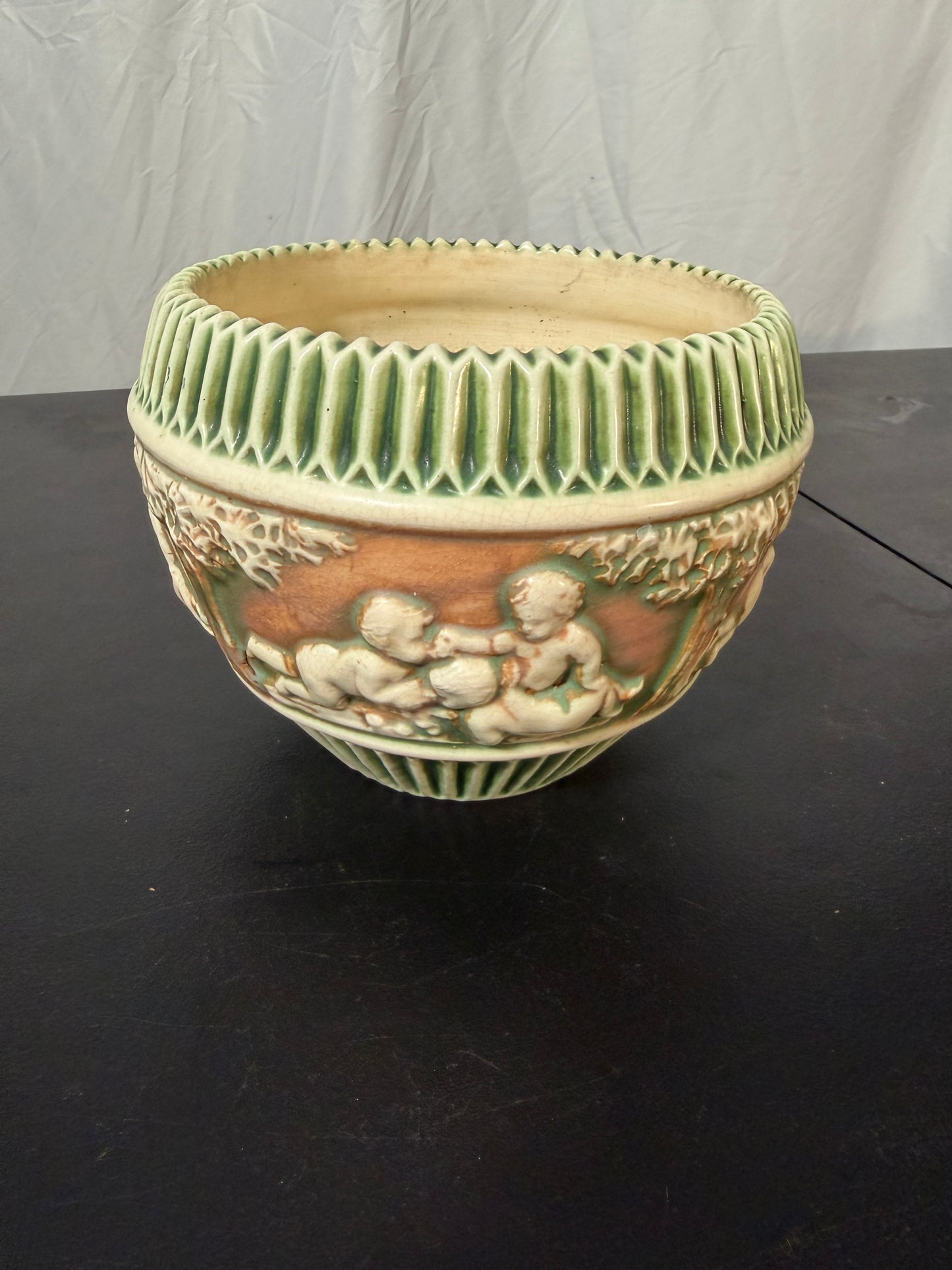 Roseville Pottery Donatello Jardiniere Vintage 1916