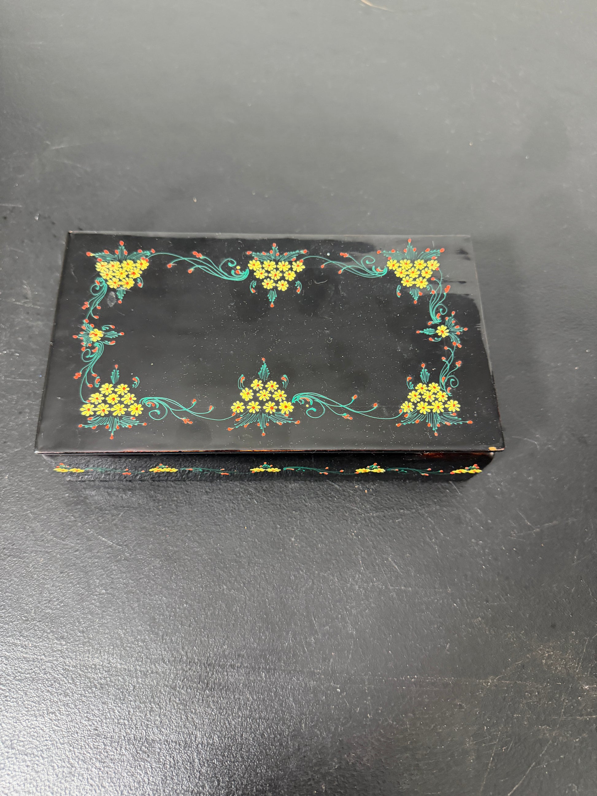 Thai Pan Ltd Lacquer Trinket Box Vintage Hand-Painted Floral