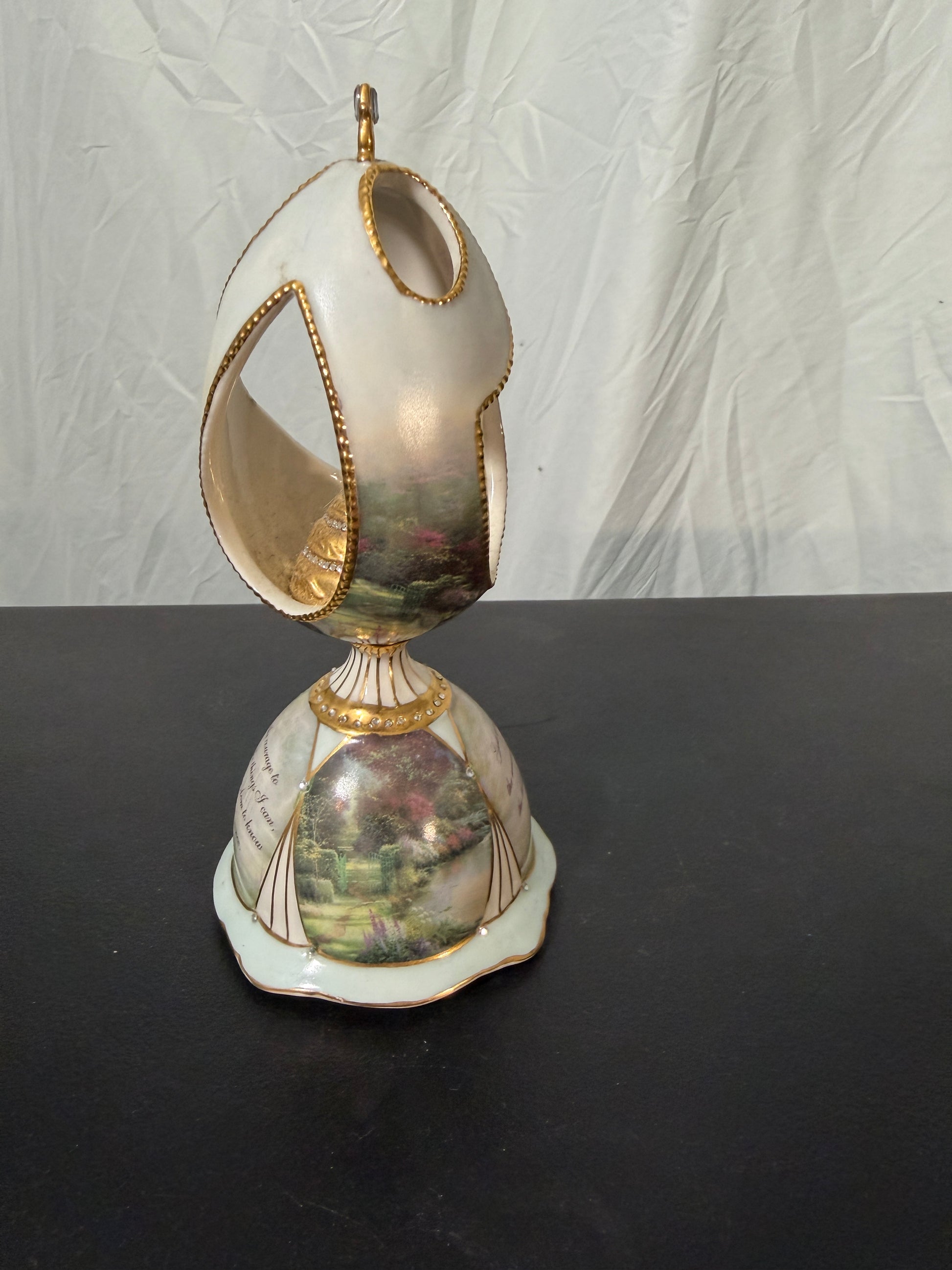 Thomas Kinkade Serenity Garden Porcelain Musical Egg - photo 5