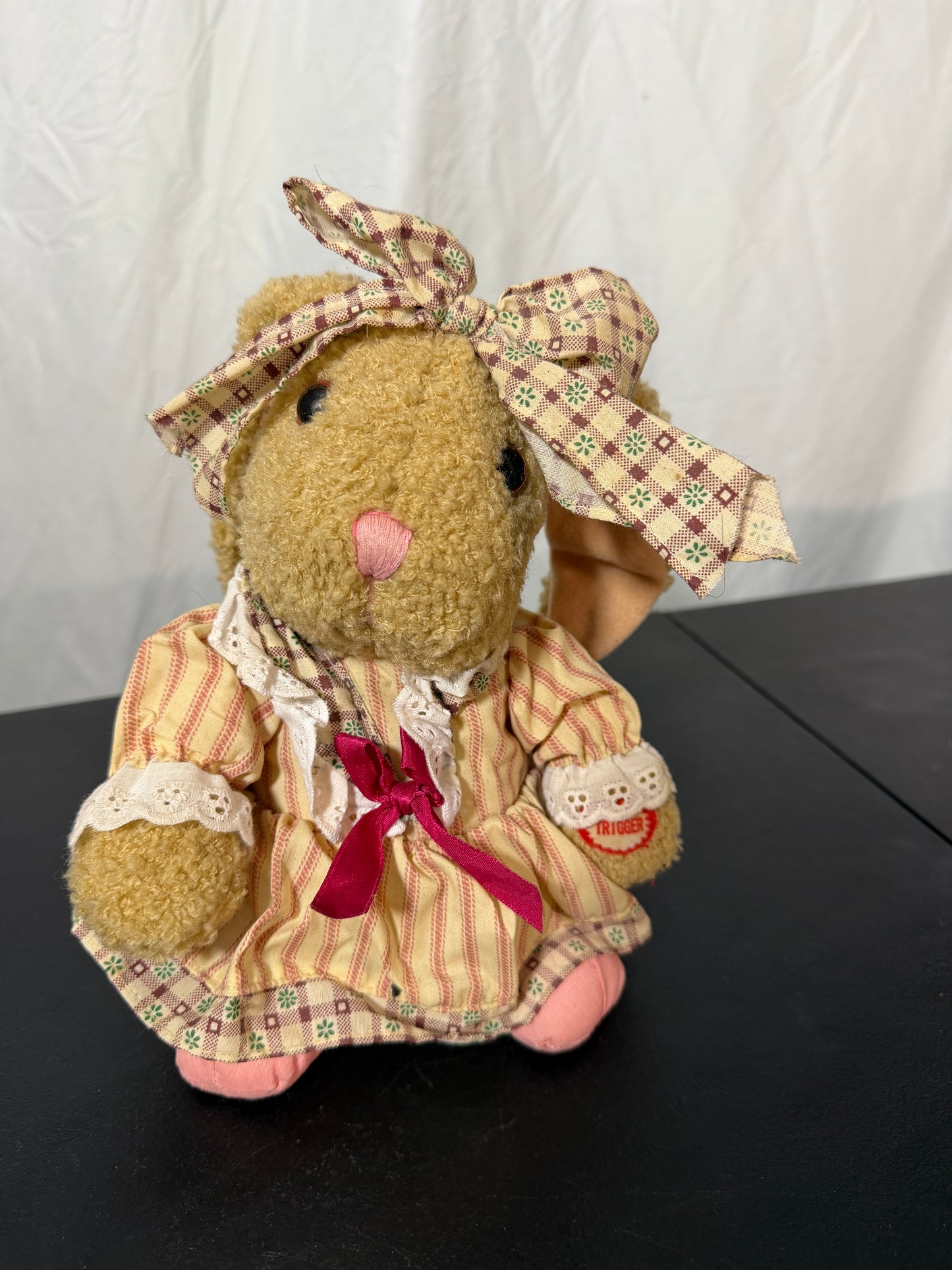 T L Toys Vintage Plush Easter Bunny Rabbit 10-Inch