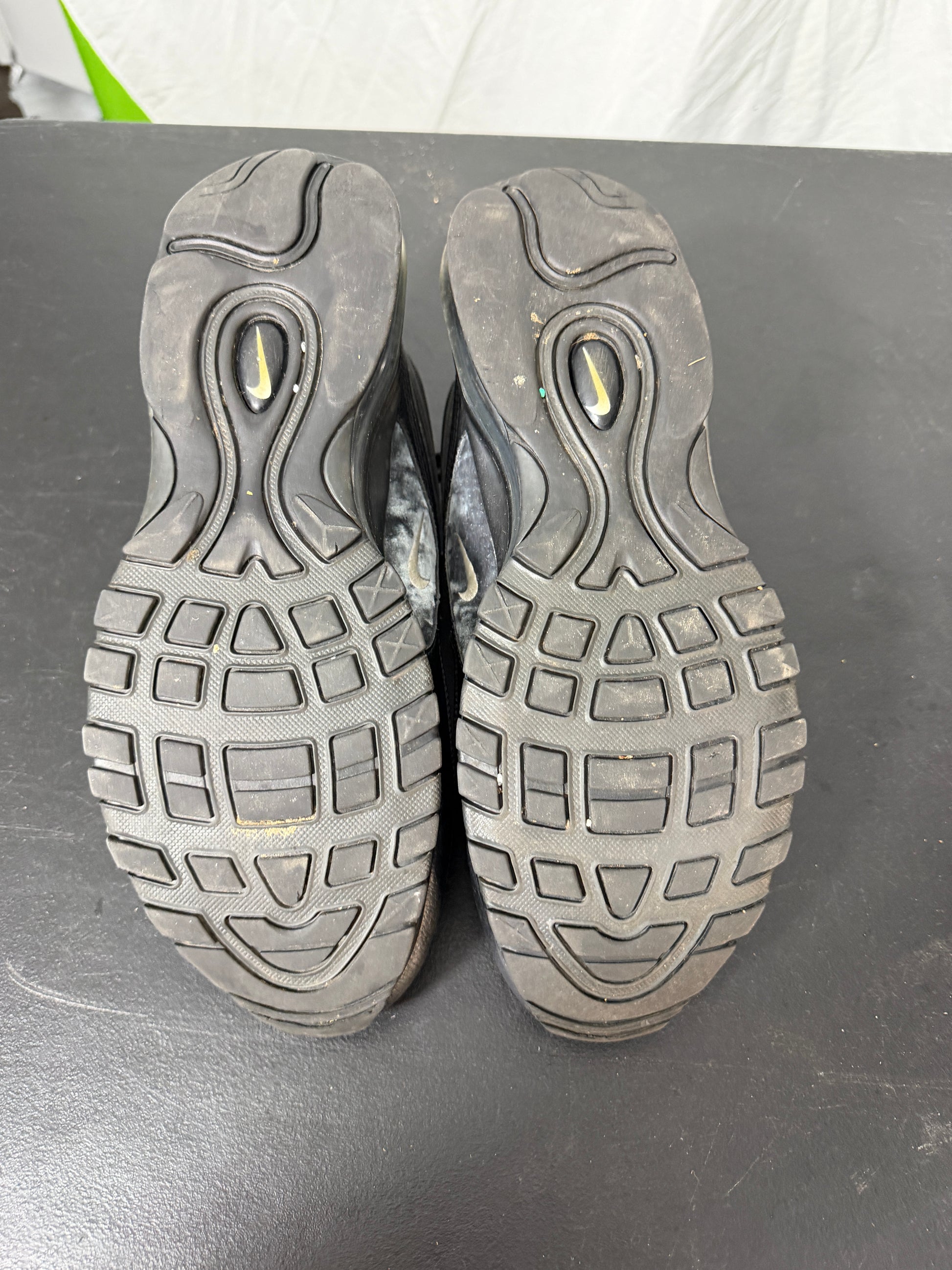 Nike Air Max 97 Triple Black Athletic Shoes Size 11 - photo 5