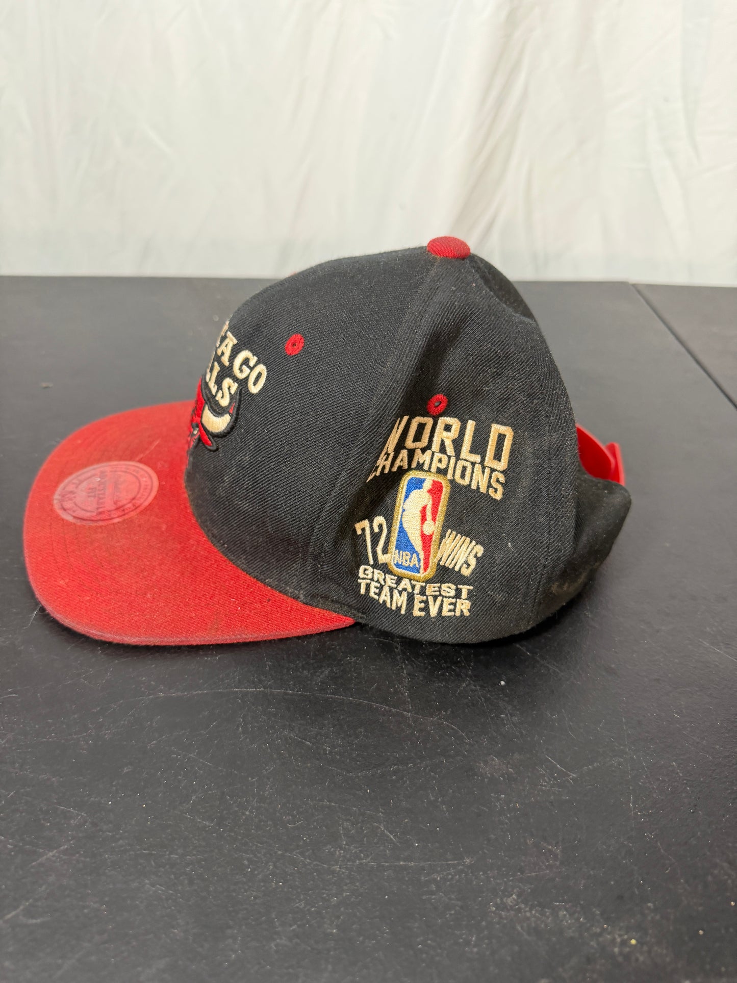 Mitchell & Ness Chicago Bulls Adjustable Snapback Hat - photo 2