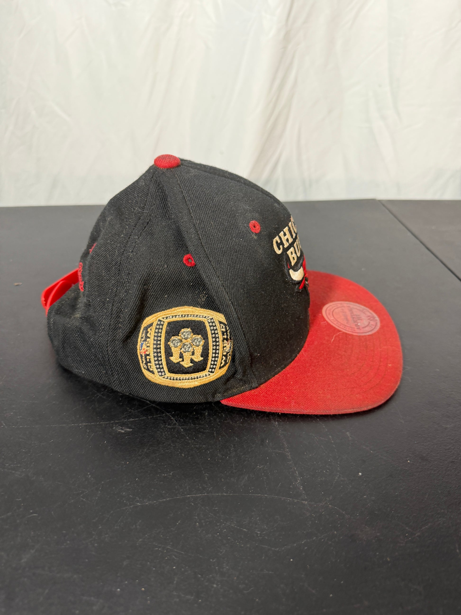 Mitchell & Ness Chicago Bulls Adjustable Snapback Hat - photo 4
