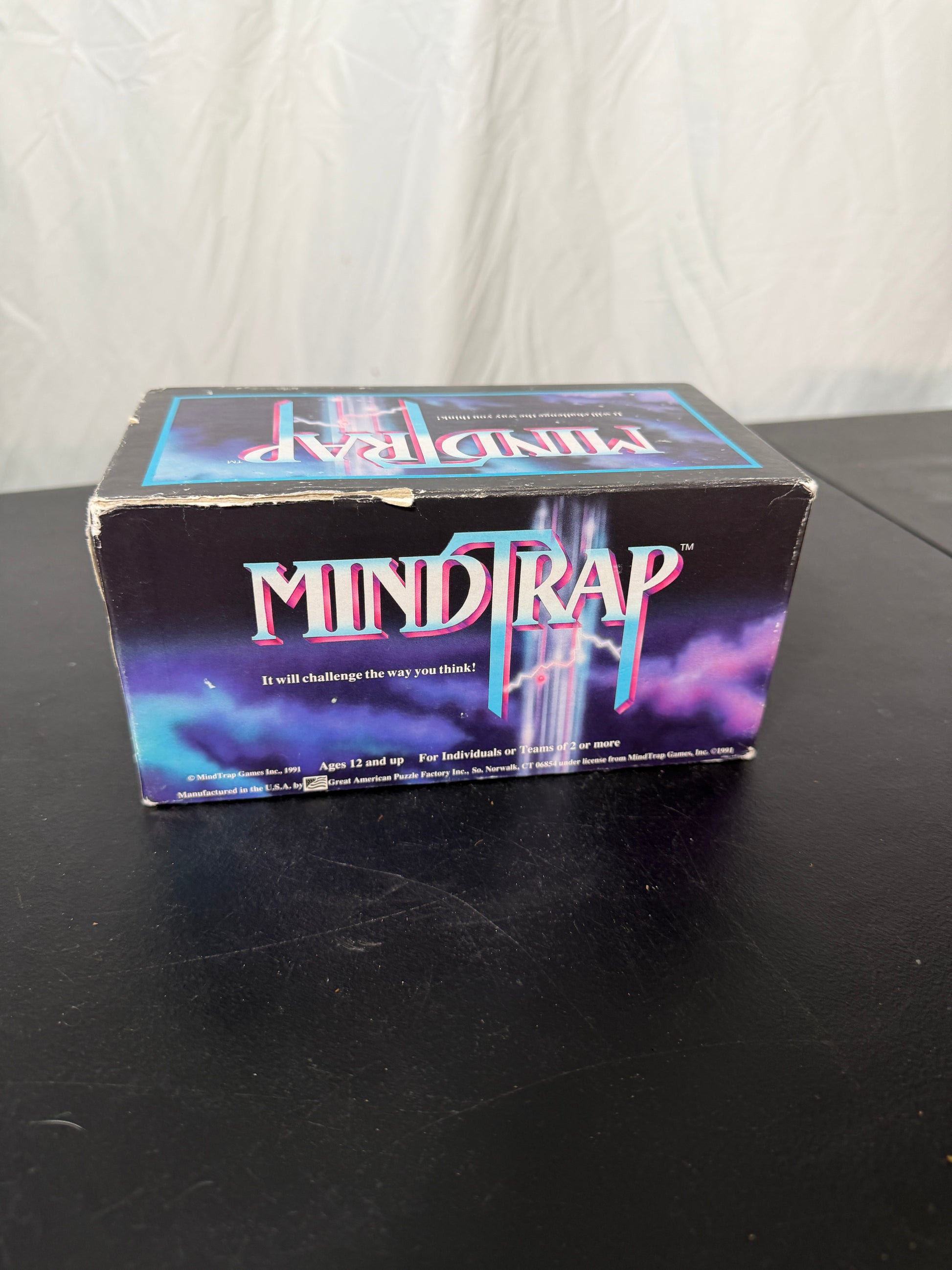 MindTrap Games Inc MindTrap Cardboard Card Game 1991