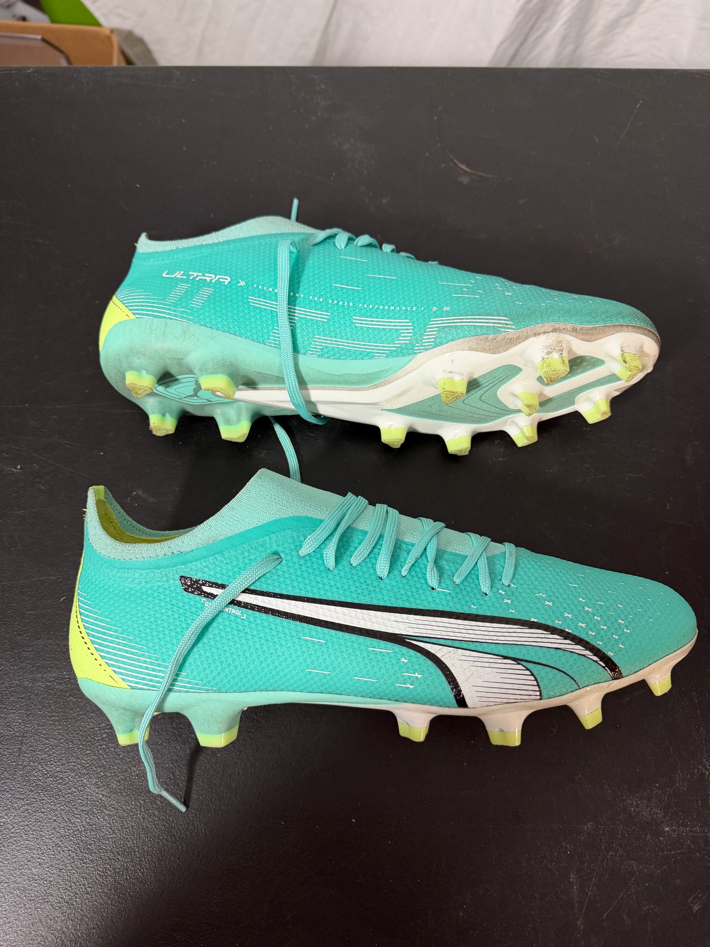 PUMA Ultra Match FG/AG Soccer Cleats Electric Peppermint Fast Yellow Size 10.5 - photo 4