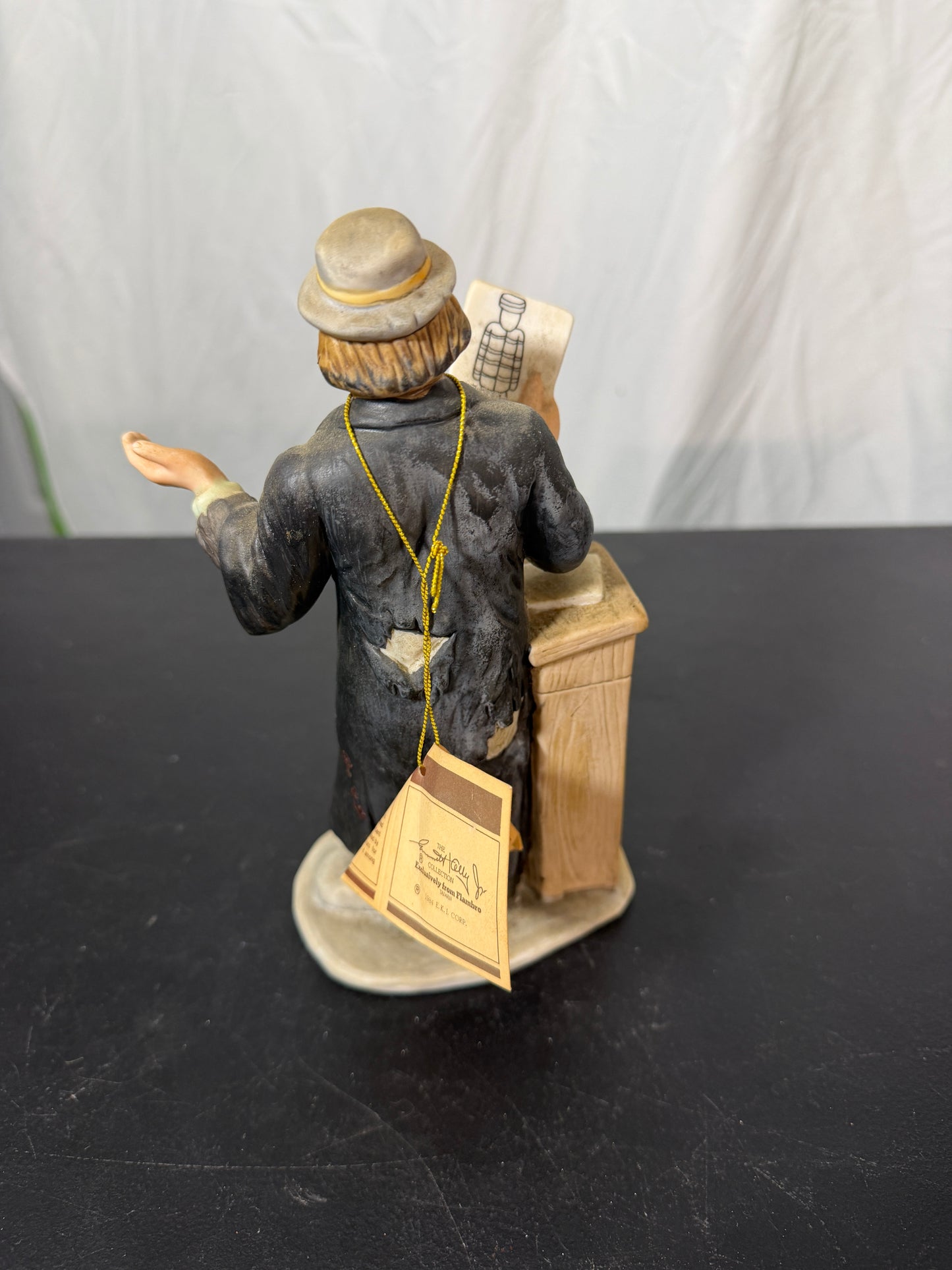 Flambro Emmett Kelly Jr. Professional Series Porcelain Figurine - photo 3