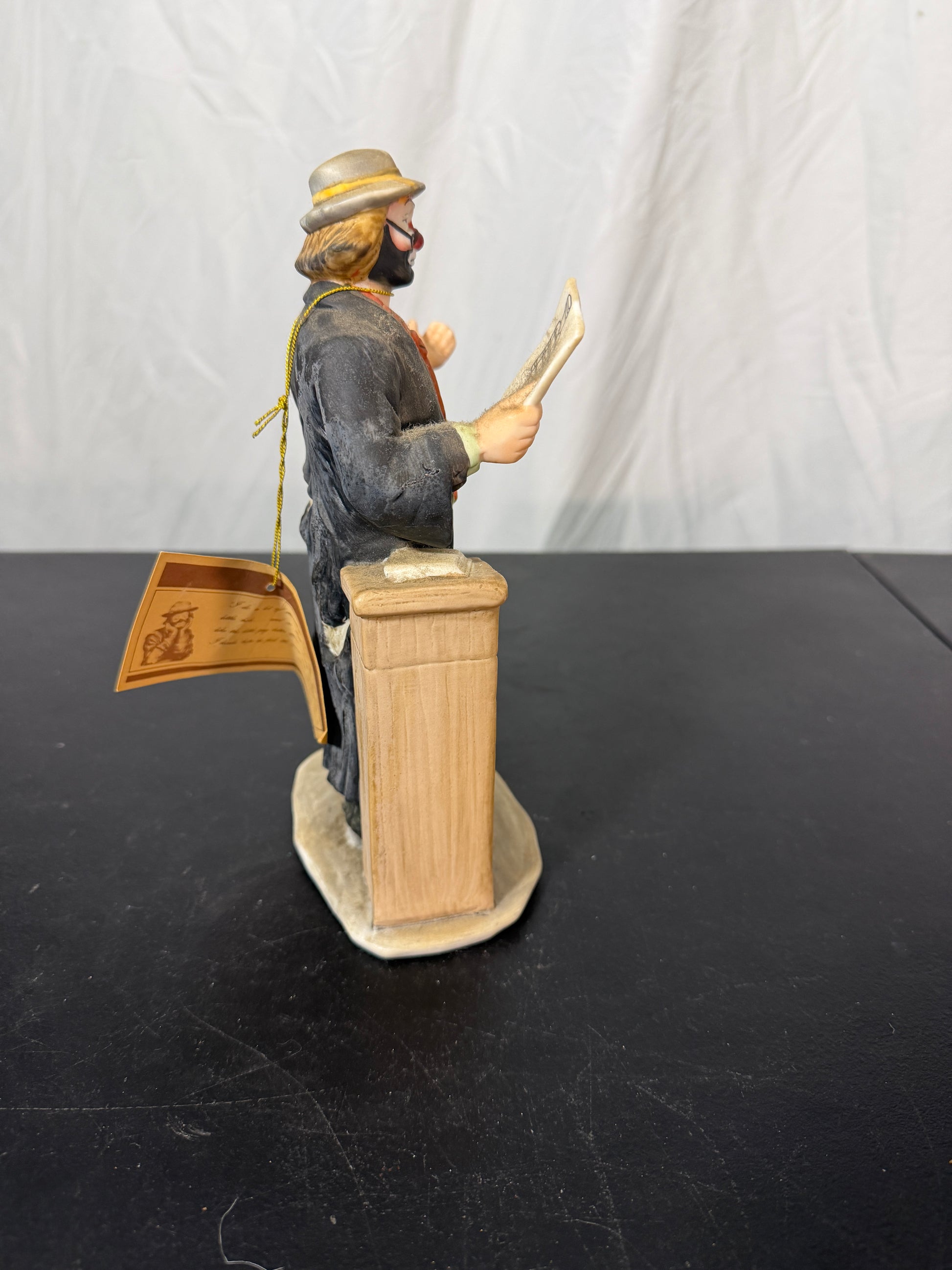 Flambro Emmett Kelly Jr. Professional Series Porcelain Figurine - photo 4