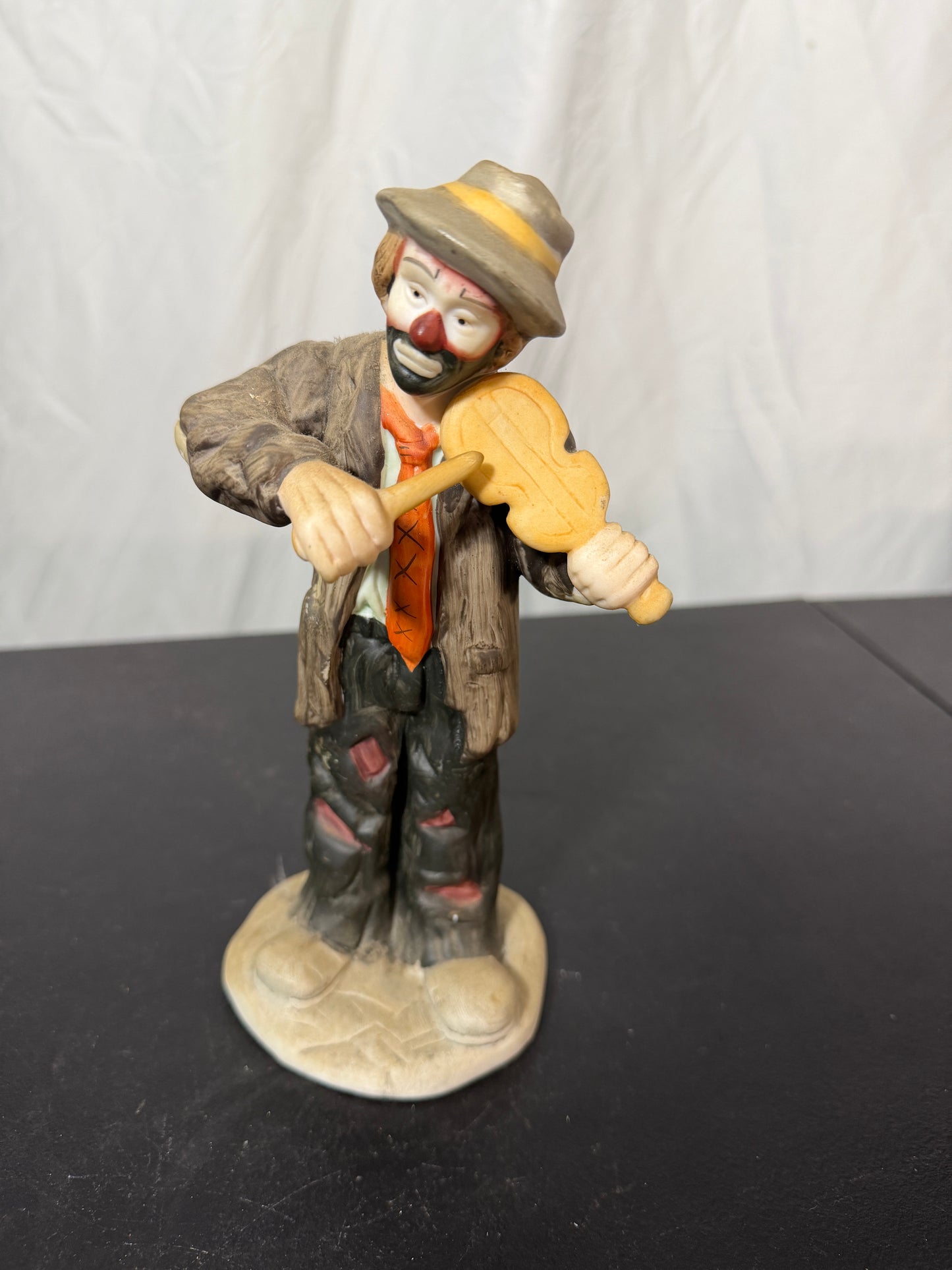 Emmett Kelly Jr. Hobo Clown Playing Violin Figurine Flambro Collection