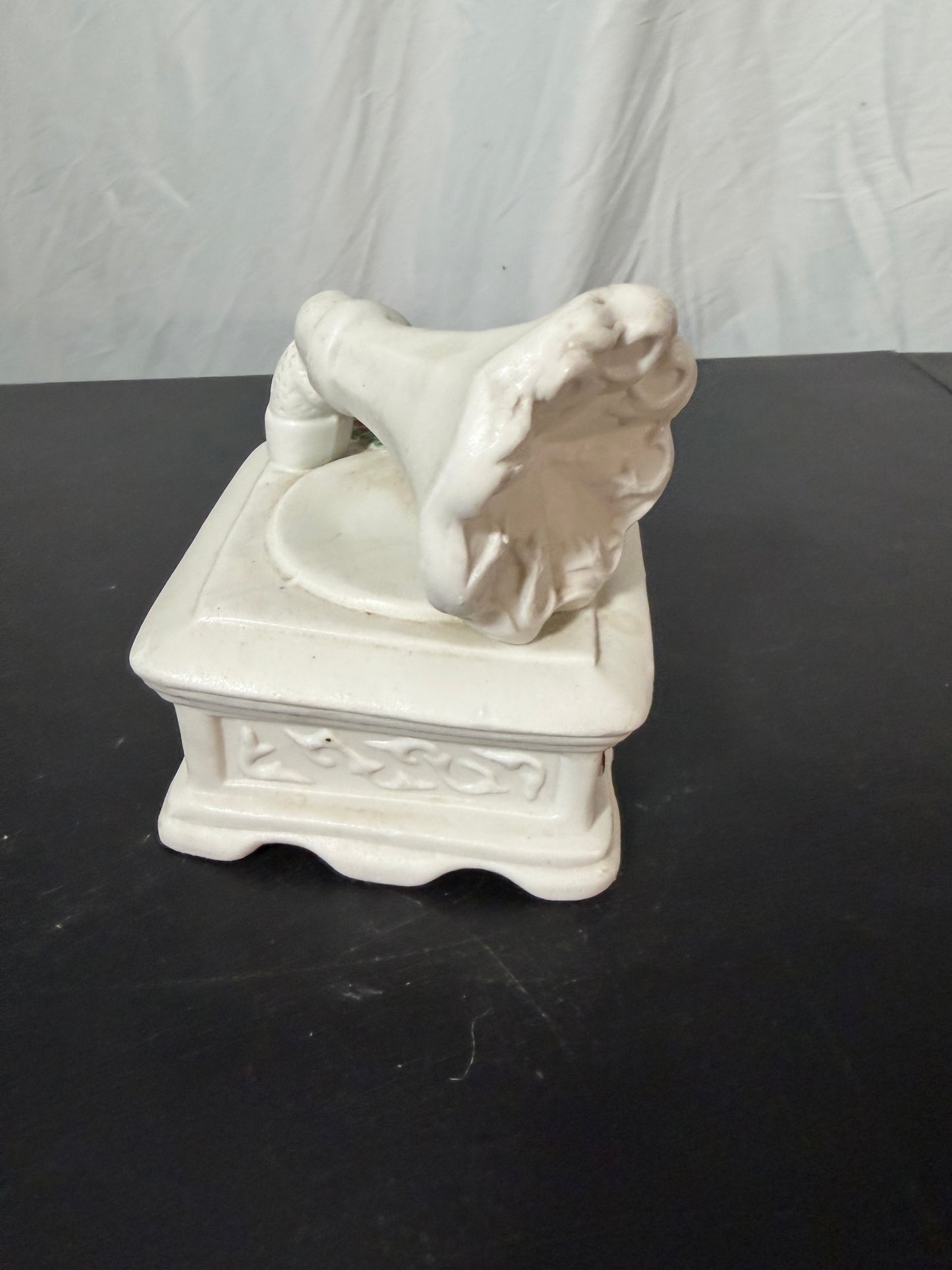 Albert E. Price Porcelain Phonograph Music Box - photo 4