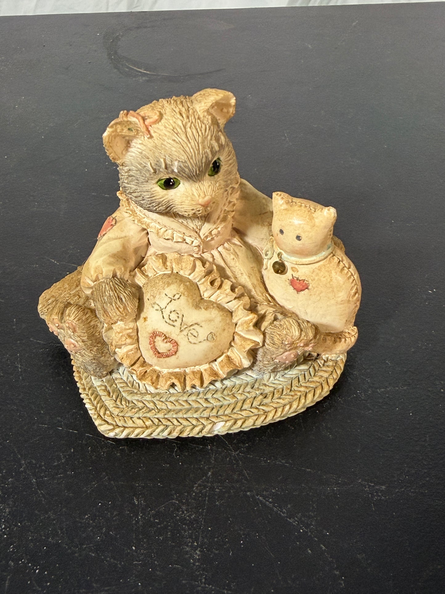 Priscilla Hillman Licensee Enesco Corporation Calico Kittens Ceramic Figurine