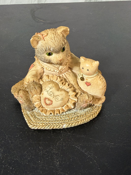 Priscilla Hillman Licensee Enesco Corporation Calico Kittens Ceramic Figurine