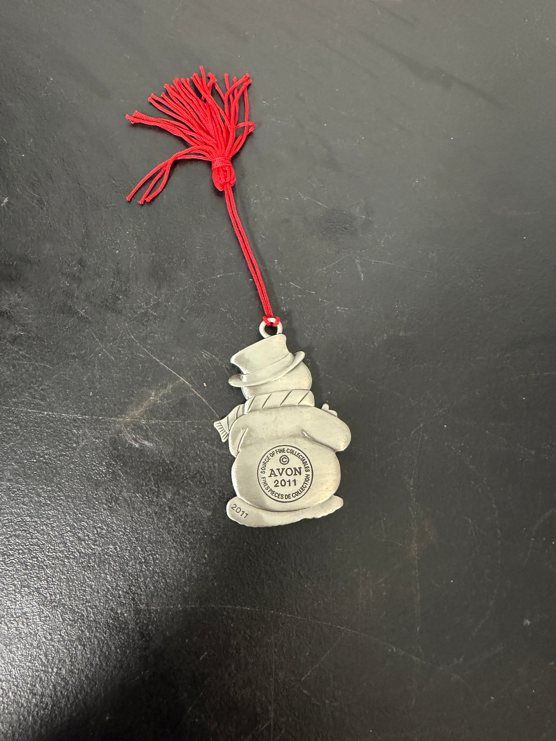 Avon 2011 Pewter Snowman Christmas Ornament with Red Rhinestone Accents - photo 2