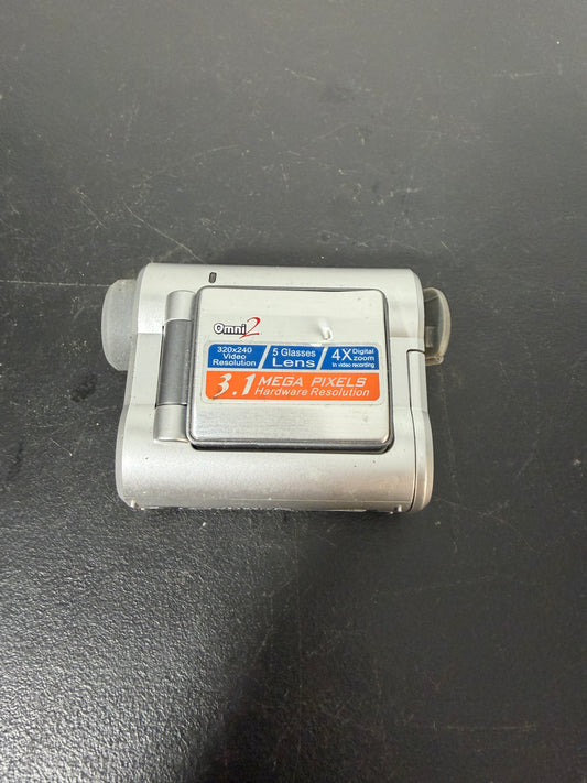 DigiGr8 DV-182F Pocket Digital Camcorder 3.1 Mega Pixels