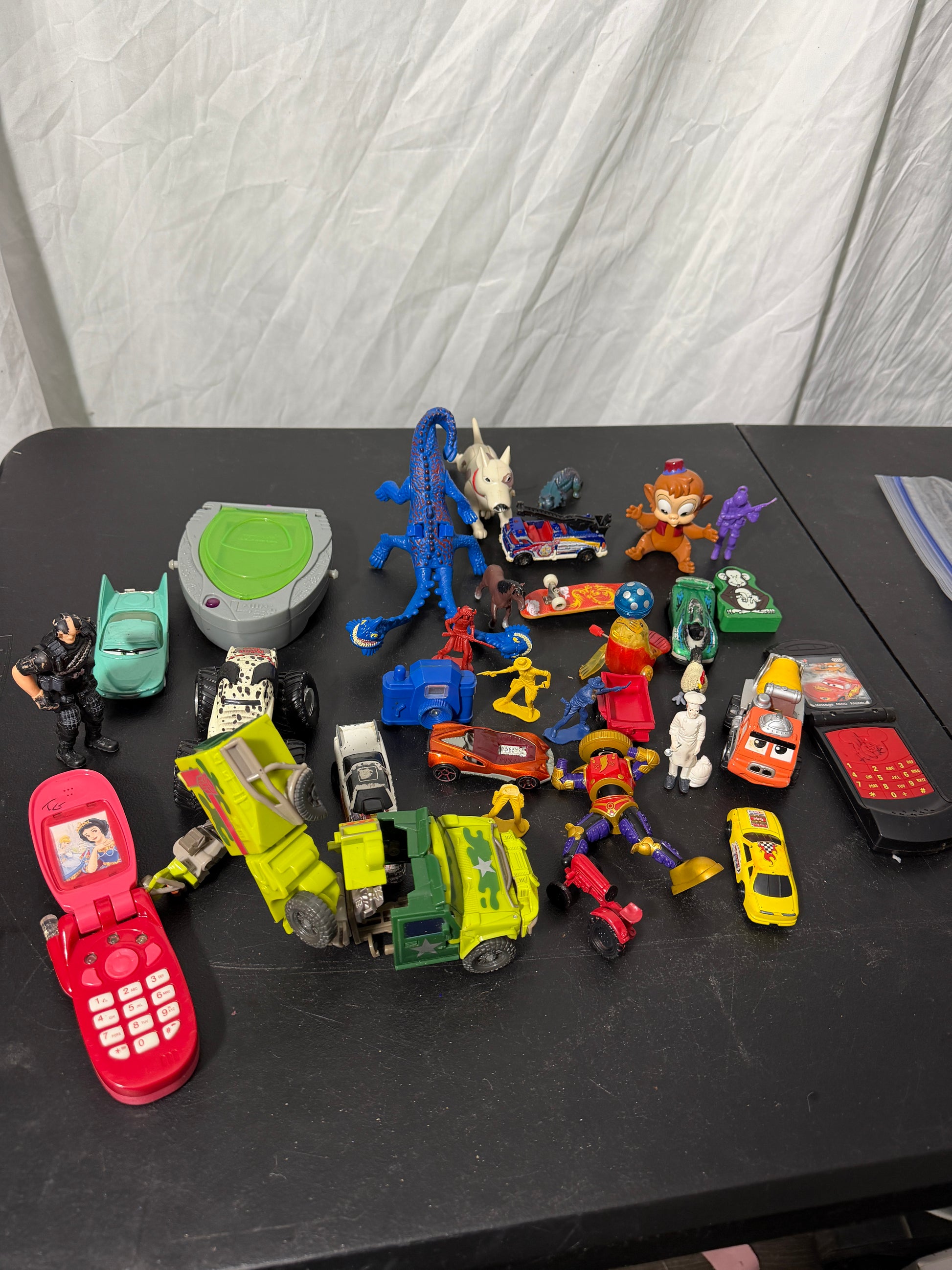 Mixed Lot of Toy Figures and Vehicles
