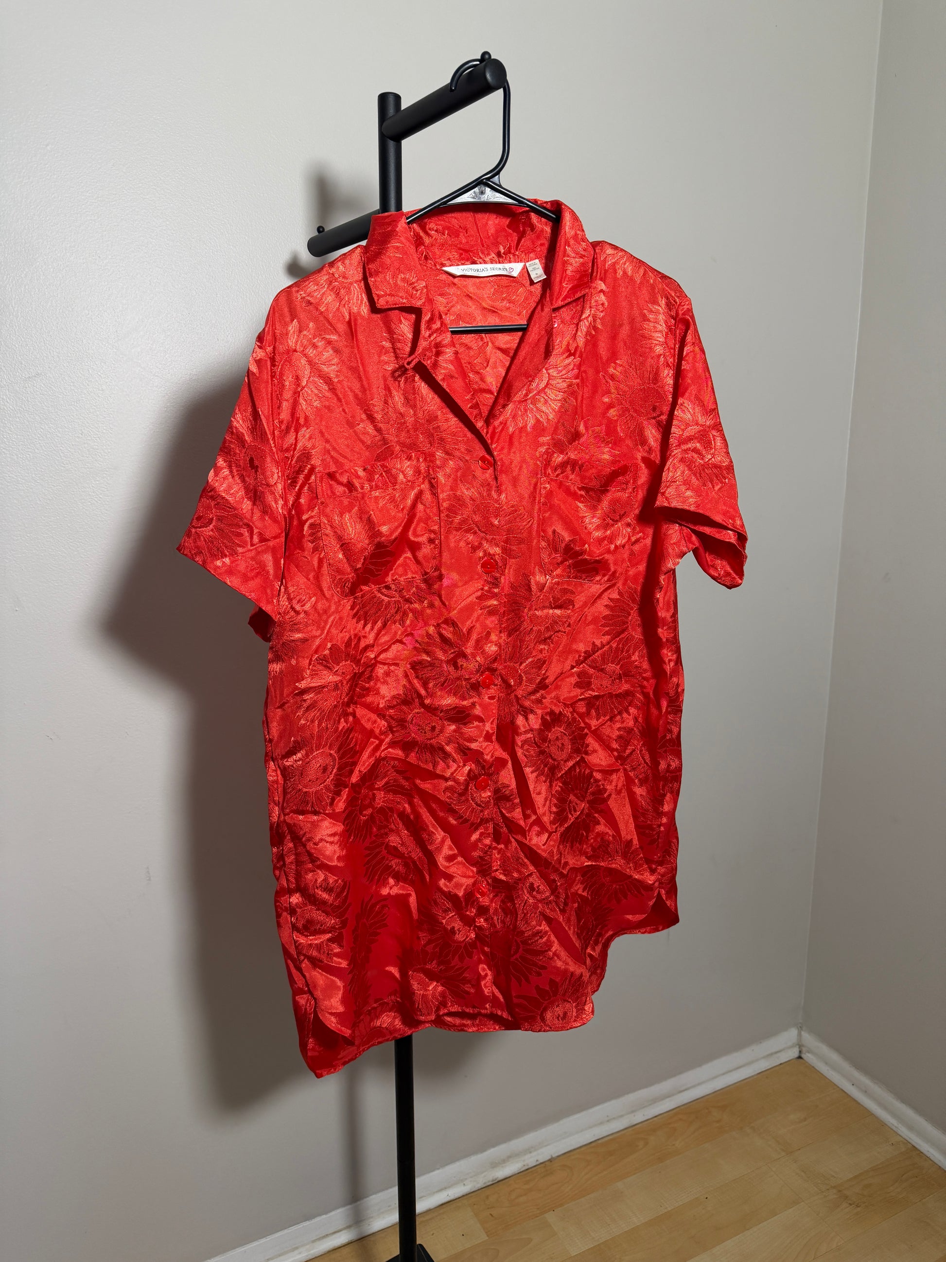 Victoria's Secret Red Floral Short Sleeve Shirt Medium