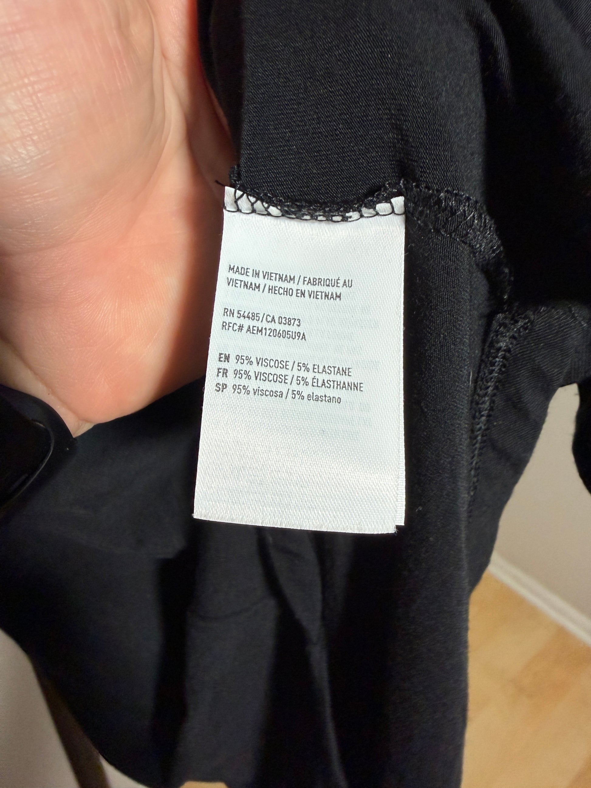 American Eagle Outfitters Soft & Sexy T Black Top XS - photo 3