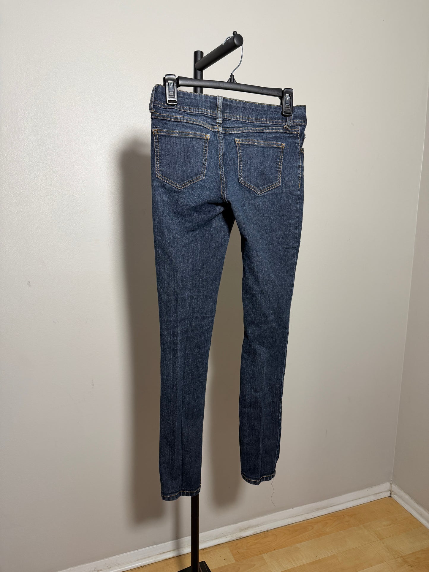 So Women's 3 Skinny Jeans Size 3 - photo 3