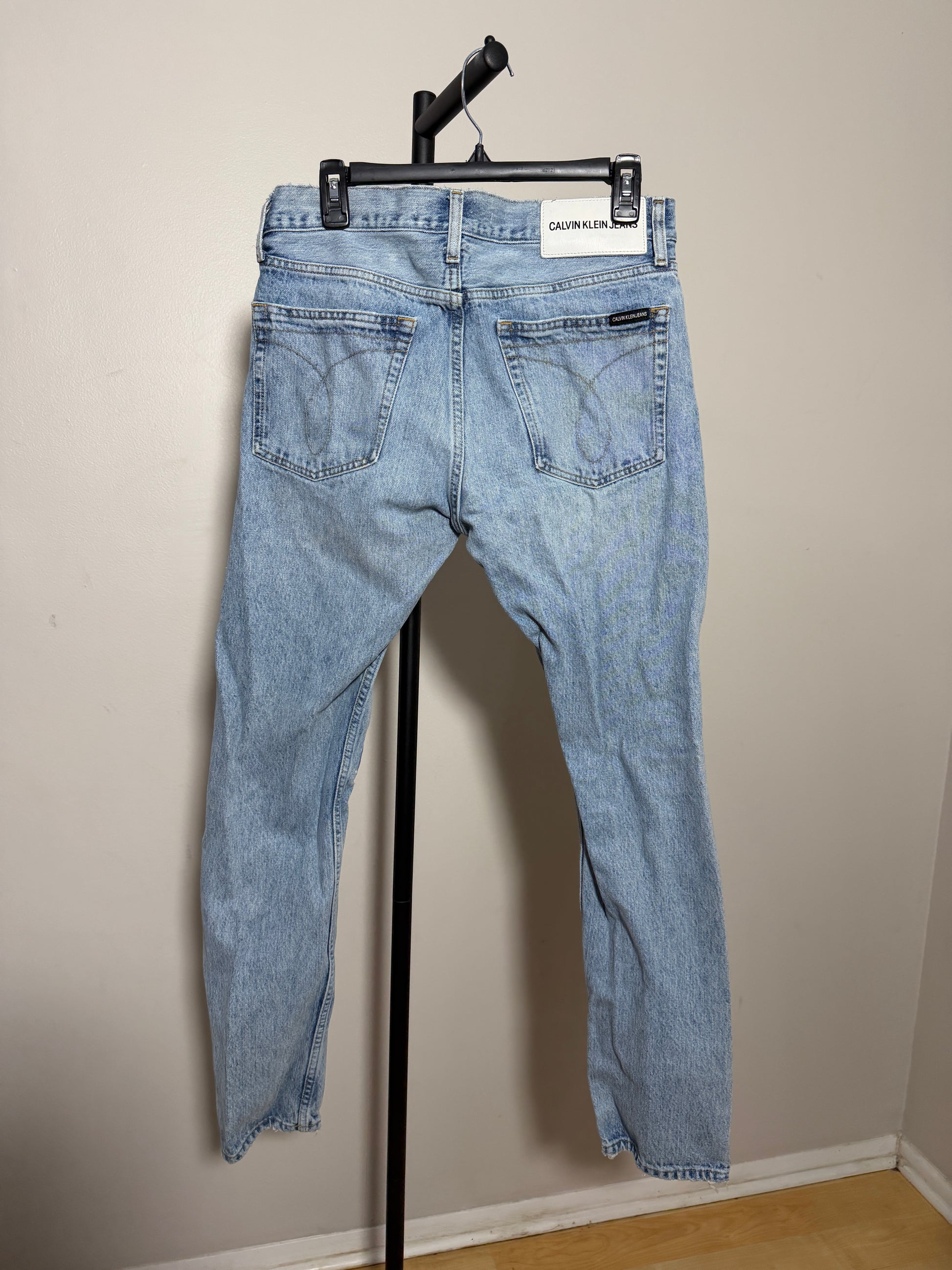 Calvin Klein Jeans 32x32 Light Wash Denim Pants - photo 4