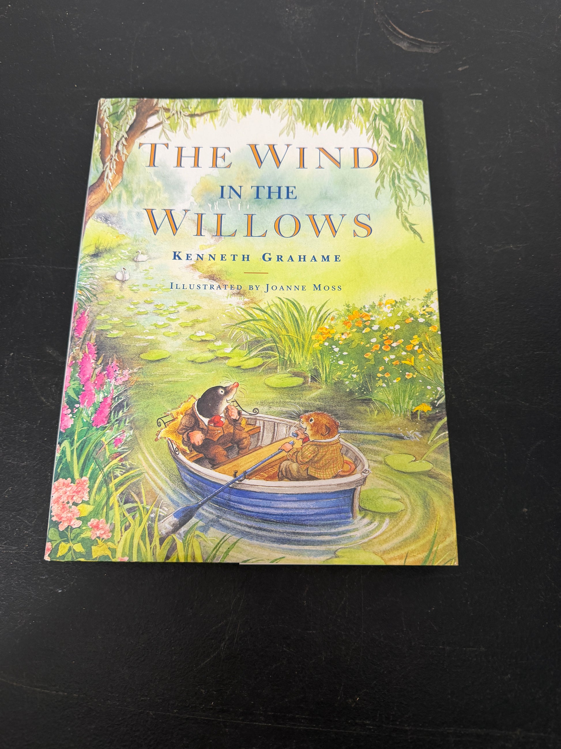 Kenneth Grahame The Wind in the Willows This edition was printed for AMS. Book