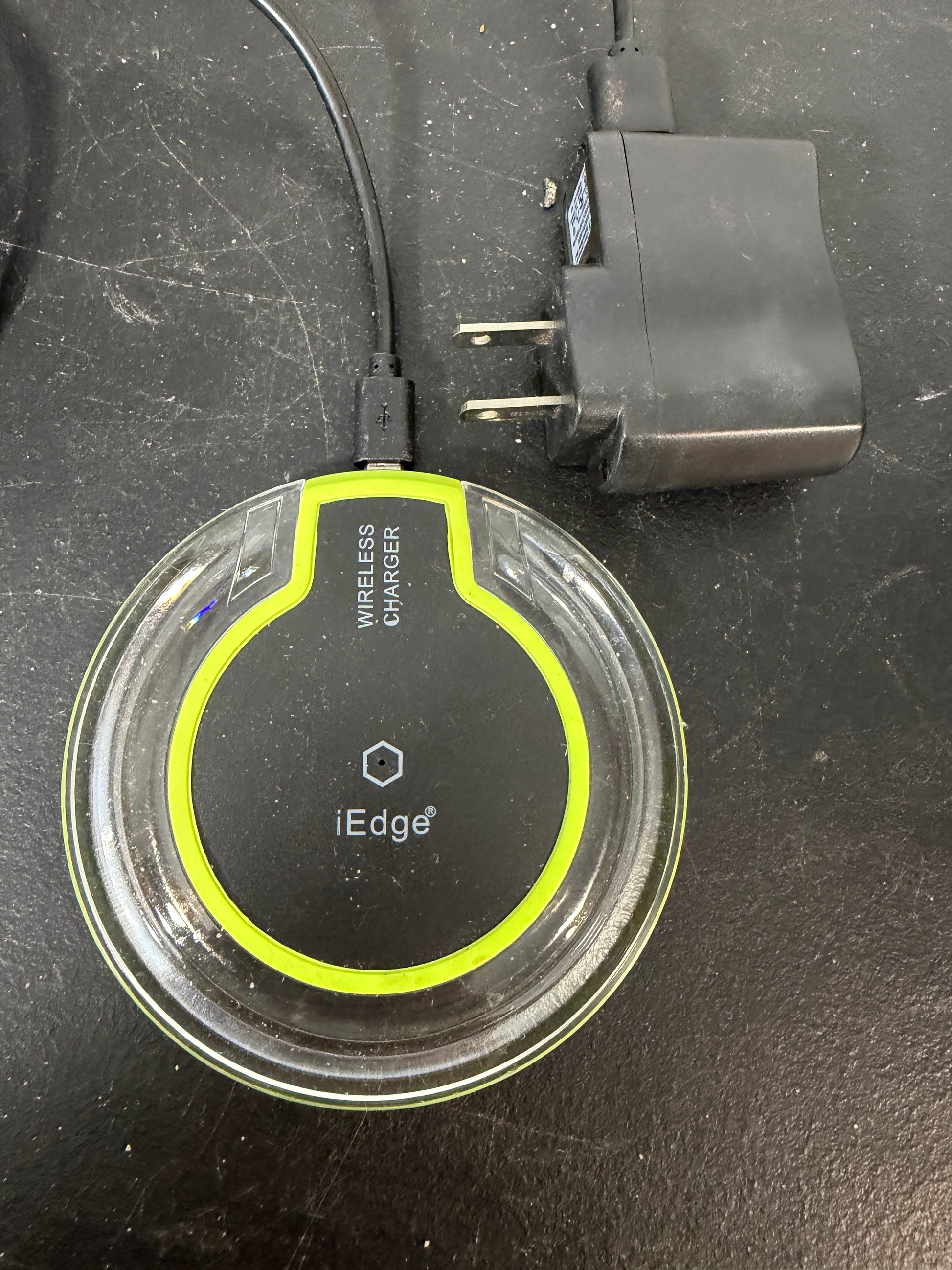 iEdge Wireless Charger with Power Adapter - photo 2