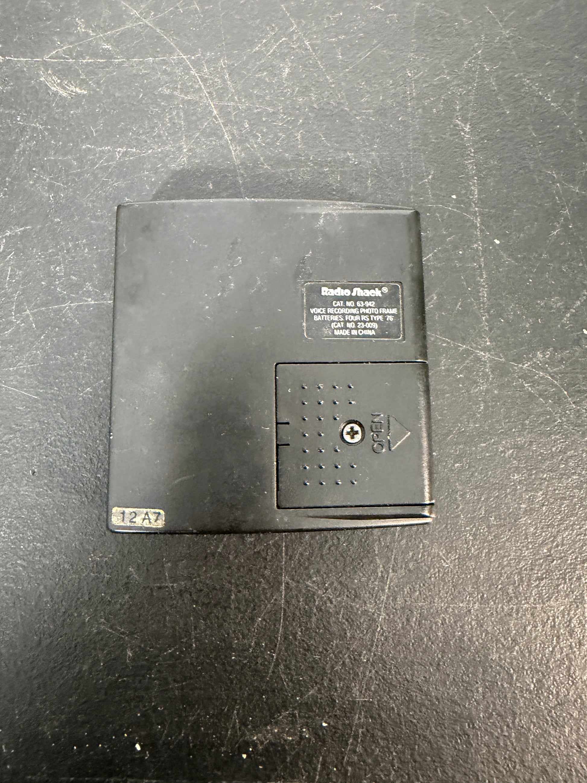 RadioShack Voice Recording Photo Frame G-9342 - photo 3