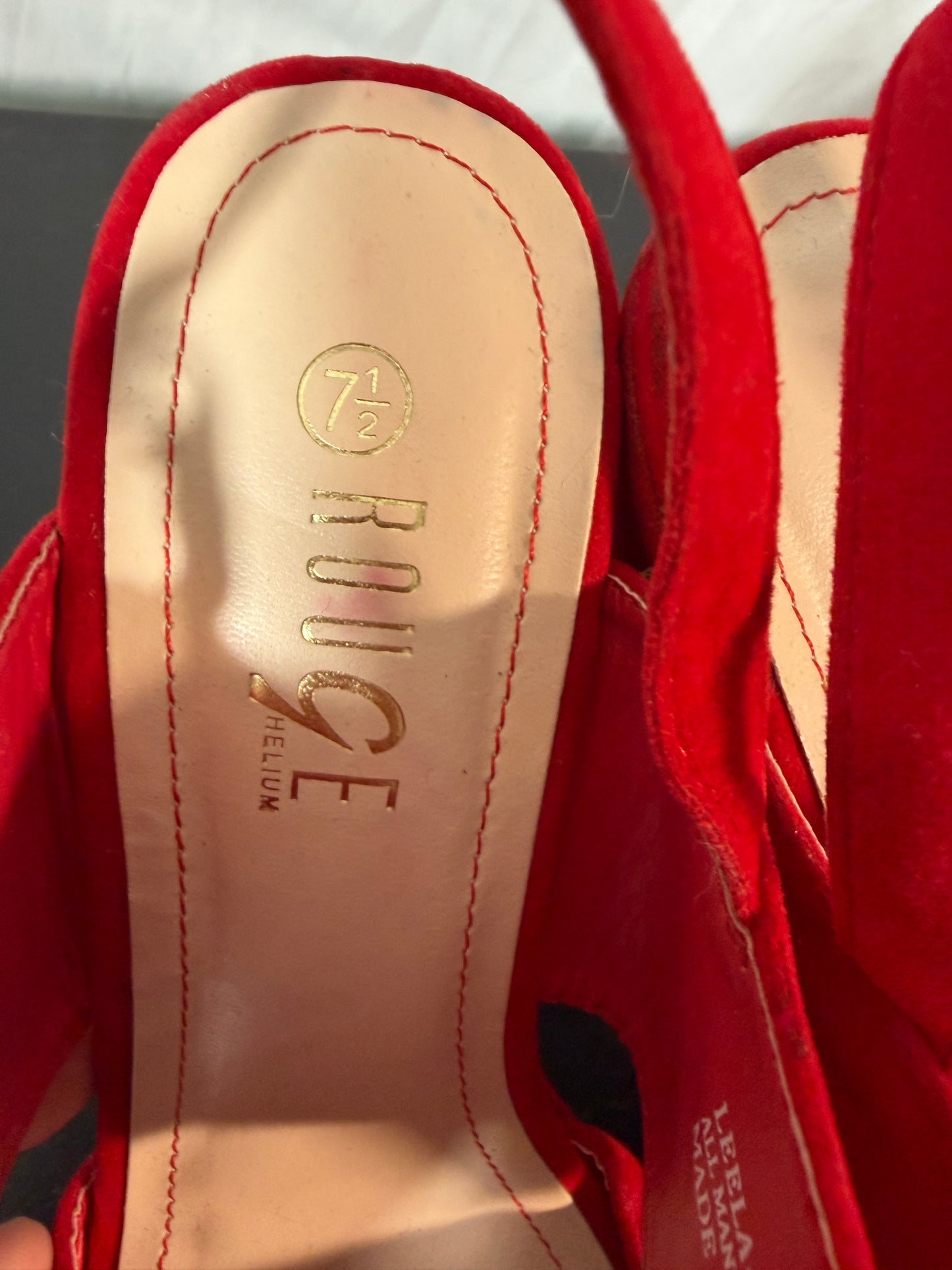 Rouge Helium Red Suede High Heels Size 7.5 - photo 2