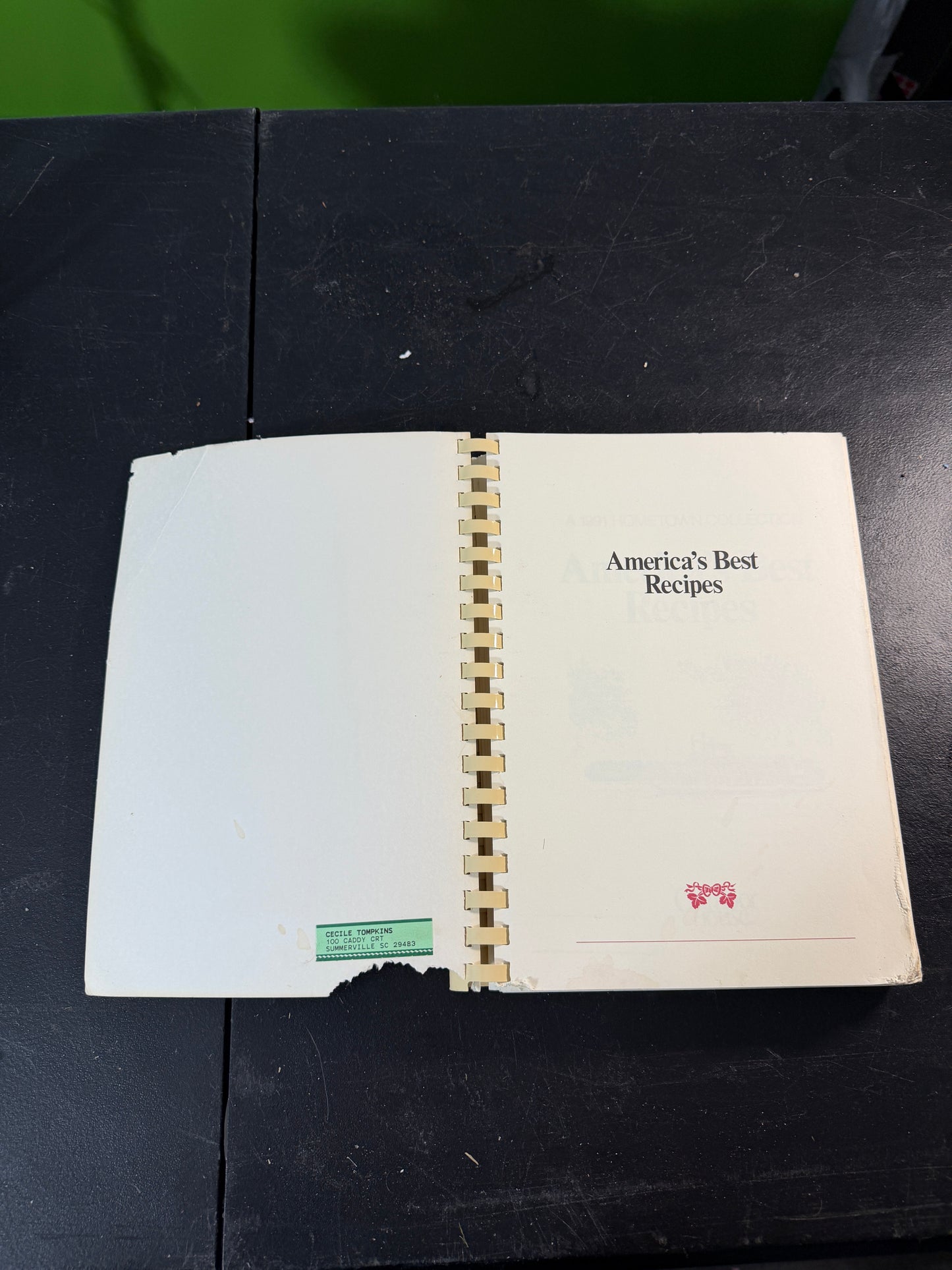 America's Best Recipes: A 1991 Hometown Collection First Printing Cookbook by Oxmoor House - photo 2