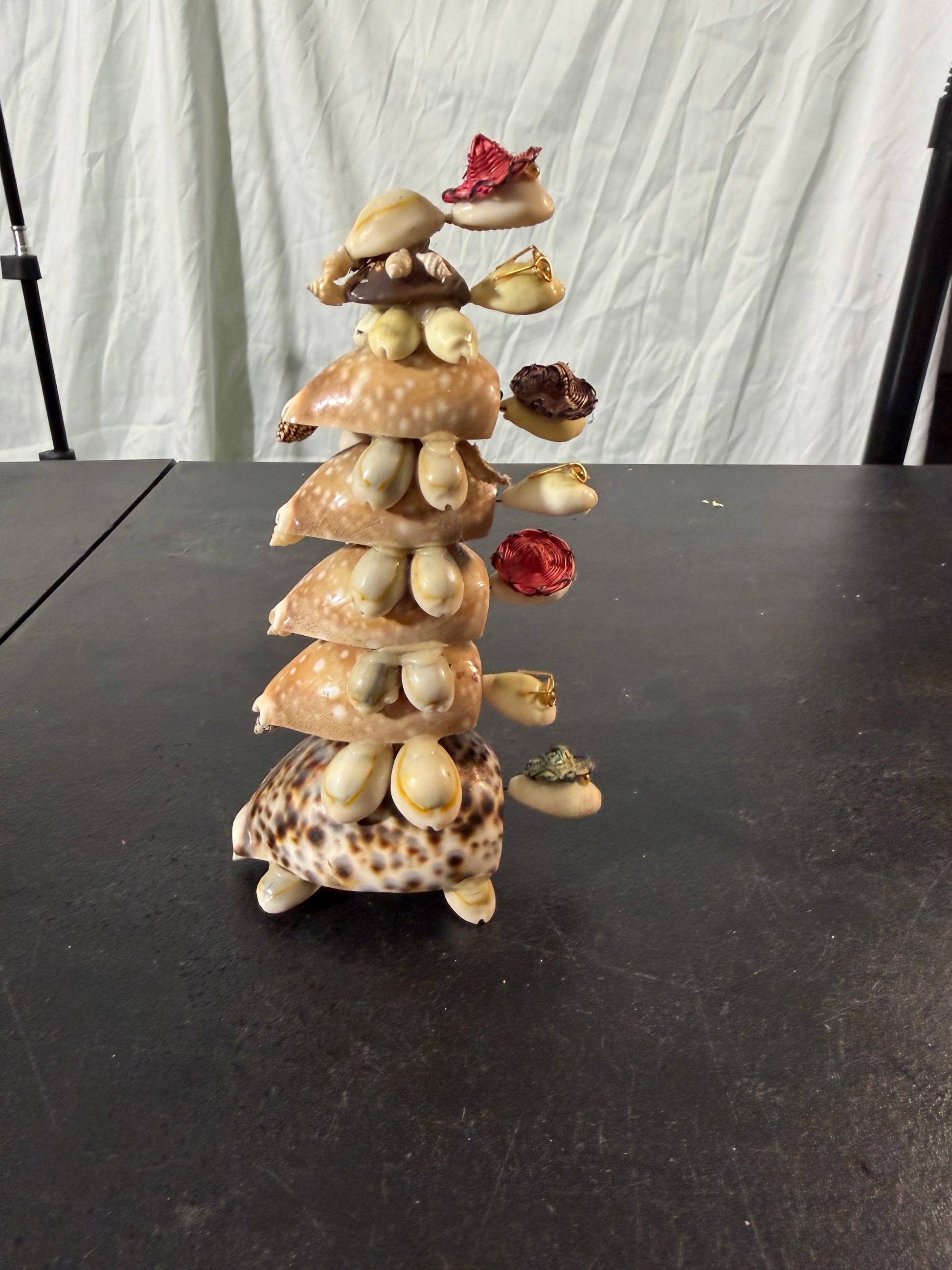 Turles Seashell Figurine With Bobbleheads - Decorative Seashells - photo 3