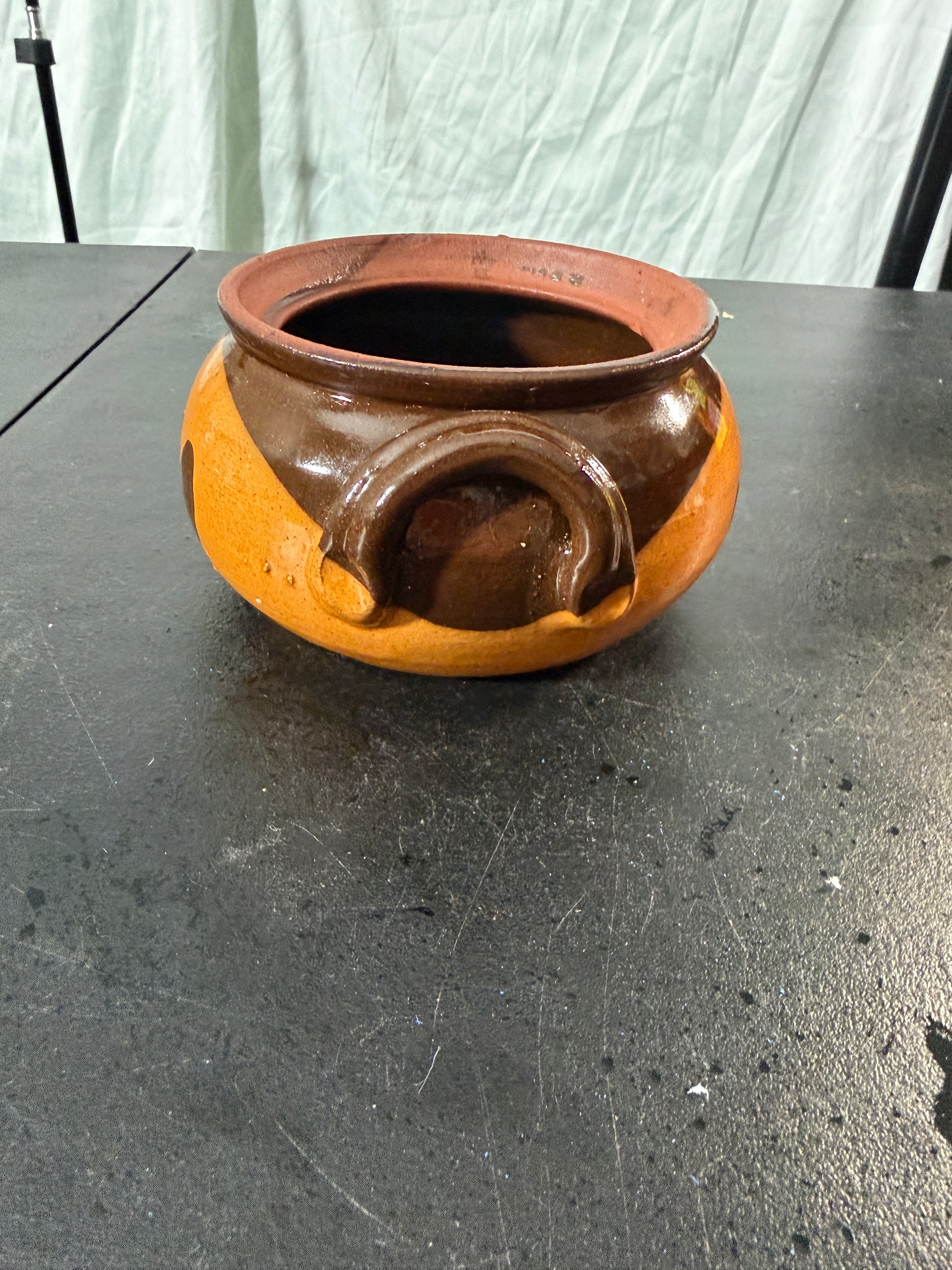 Handcrafted Clay Pot with Side Handles - photo 2