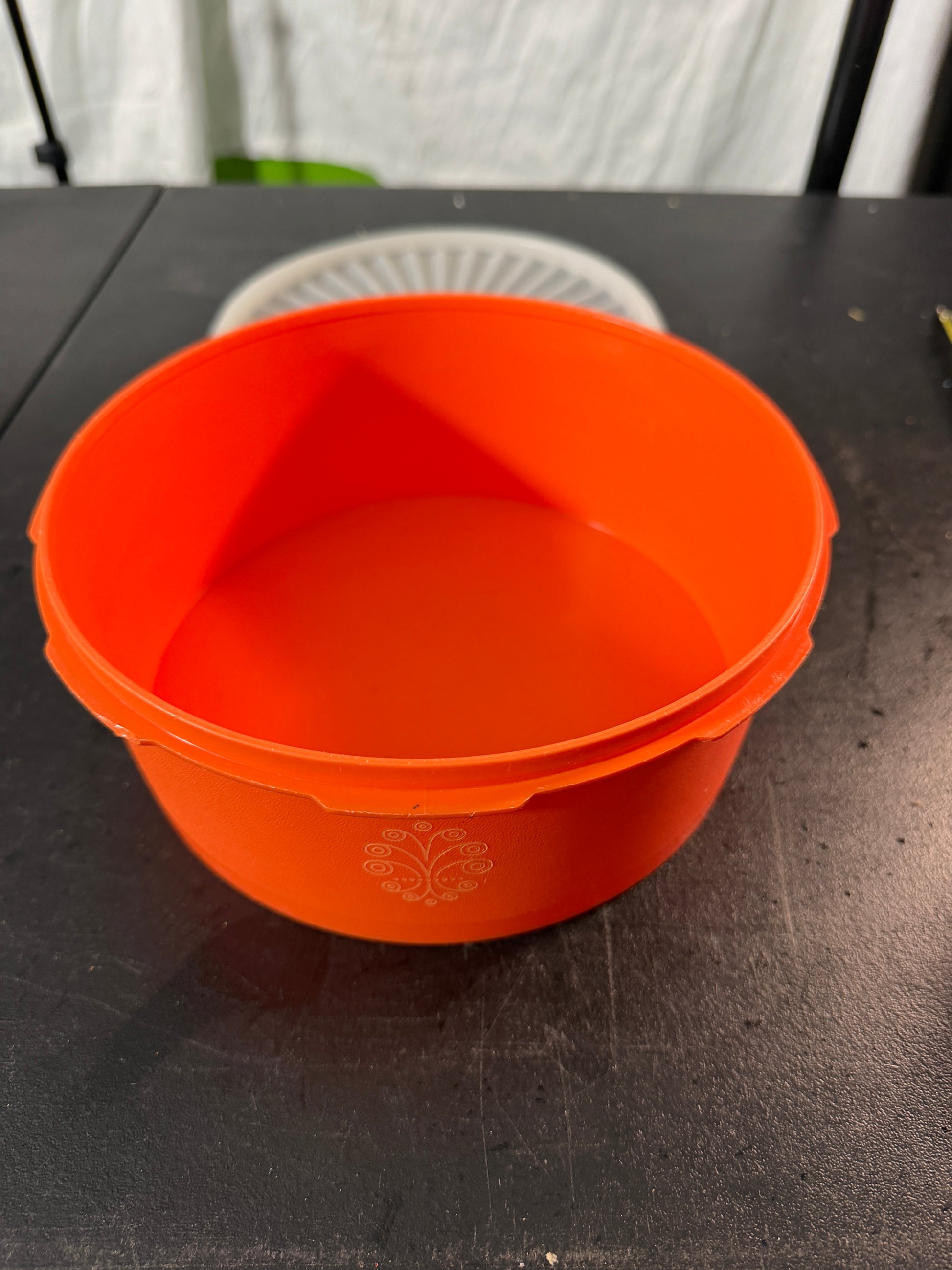 Tupperware Orange Bowl with Lid - photo 3